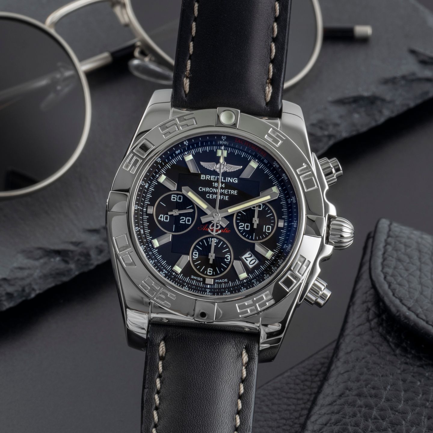 Breitling Chronomat 44 AB0110 (2009) - Black dial 44 mm Steel case (3/8)