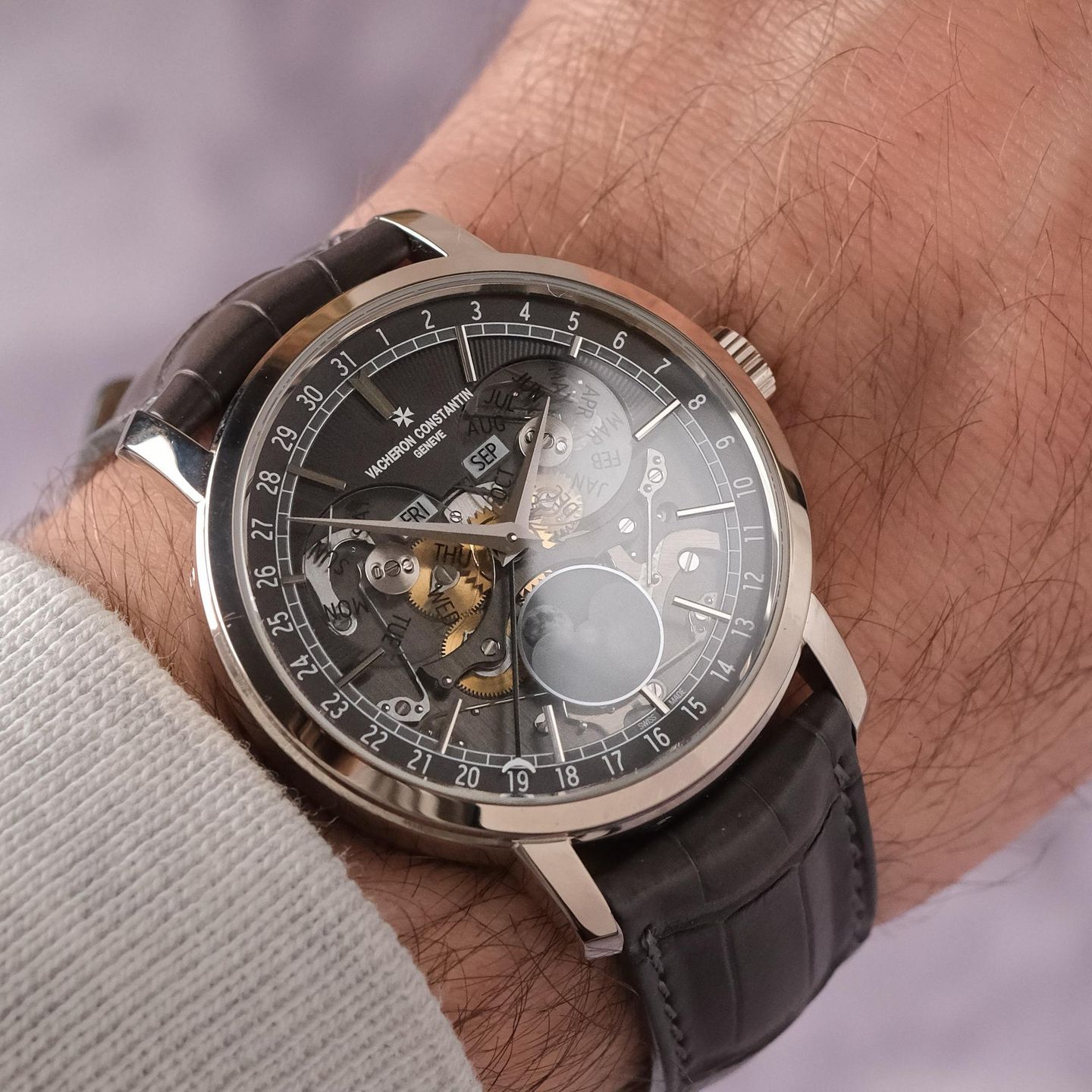 Vacheron Constantin Traditionnelle 4020T/000G-B655 (2022) - Transparent dial 41 mm White Gold case (4/8)