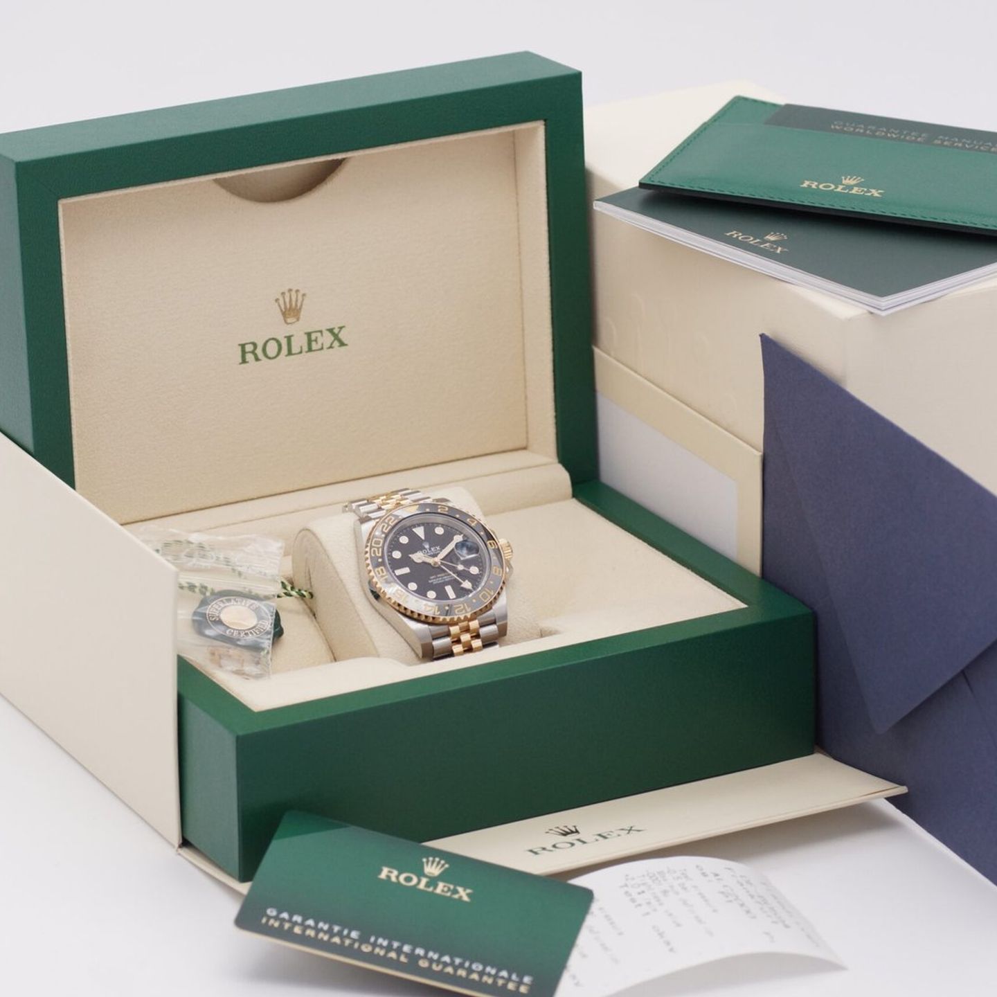 Rolex GMT-Master II 126713GRNR - (2/8)