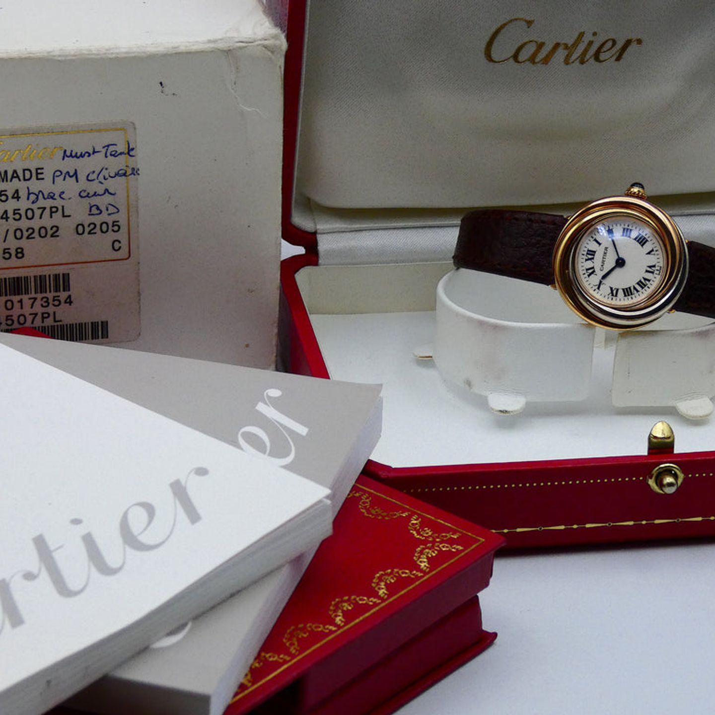 Cartier Trinity 2357 (Onbekend (willekeurig serienummer)) - Wit wijzerplaat 27mm Geelgoud (4/4)
