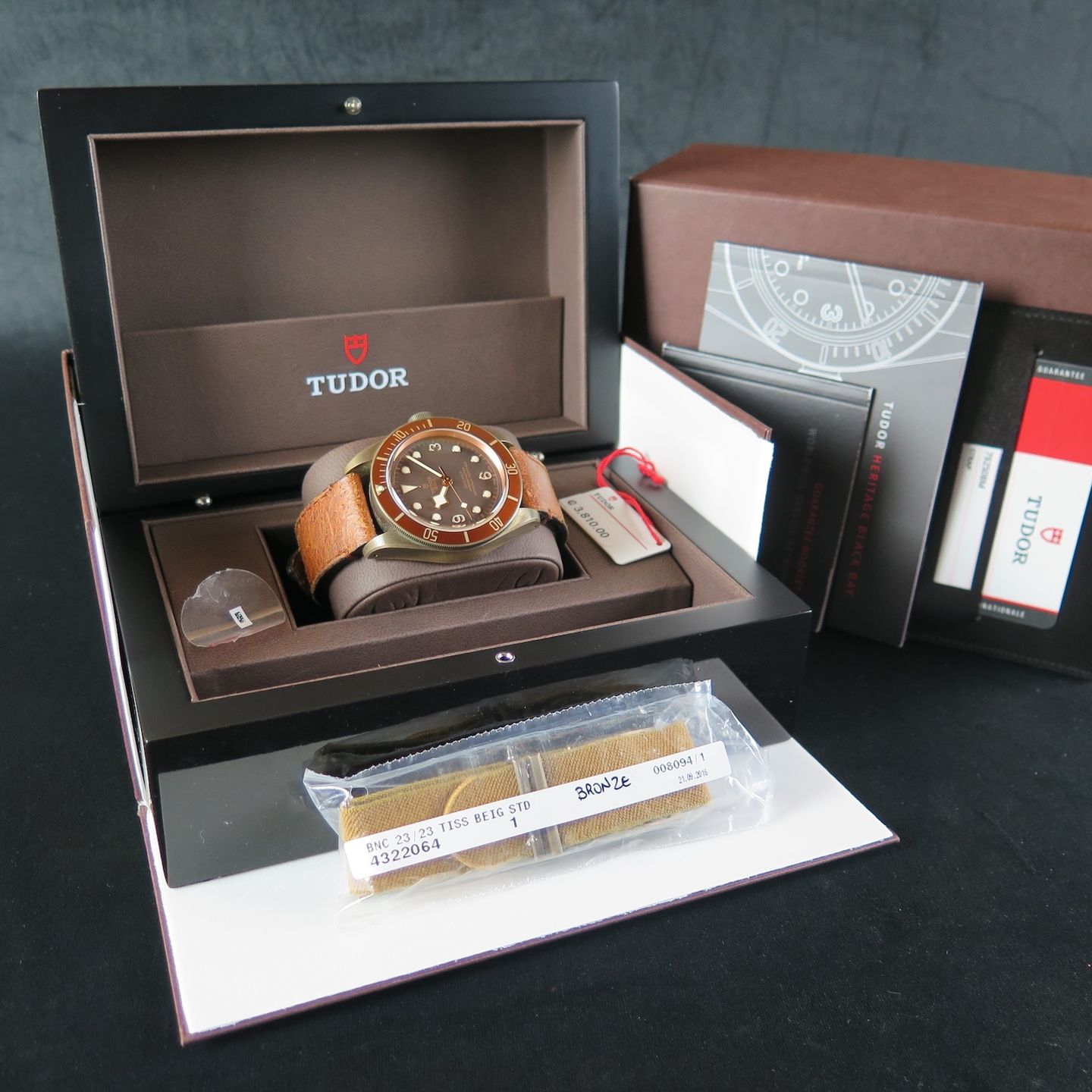 Tudor Black Bay Bronze 79250BM (2017) - Bruin wijzerplaat 43mm Brons (8/8)