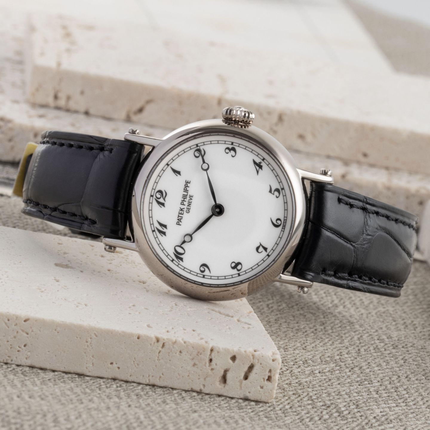 Patek Philippe Calatrava 4860 (2000) - White dial 27 mm White Gold case (2/8)