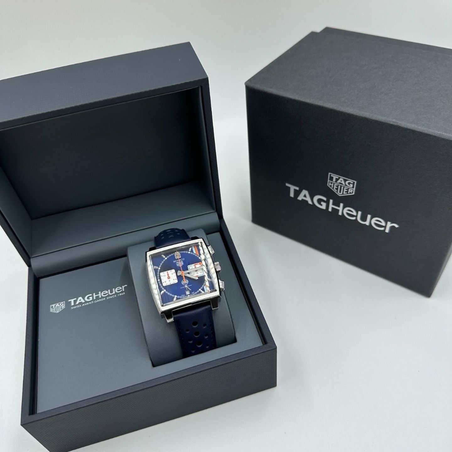 TAG Heuer Monaco CBL2115.FC6494 (2023) - Blue dial 39 mm Steel case (3/8)