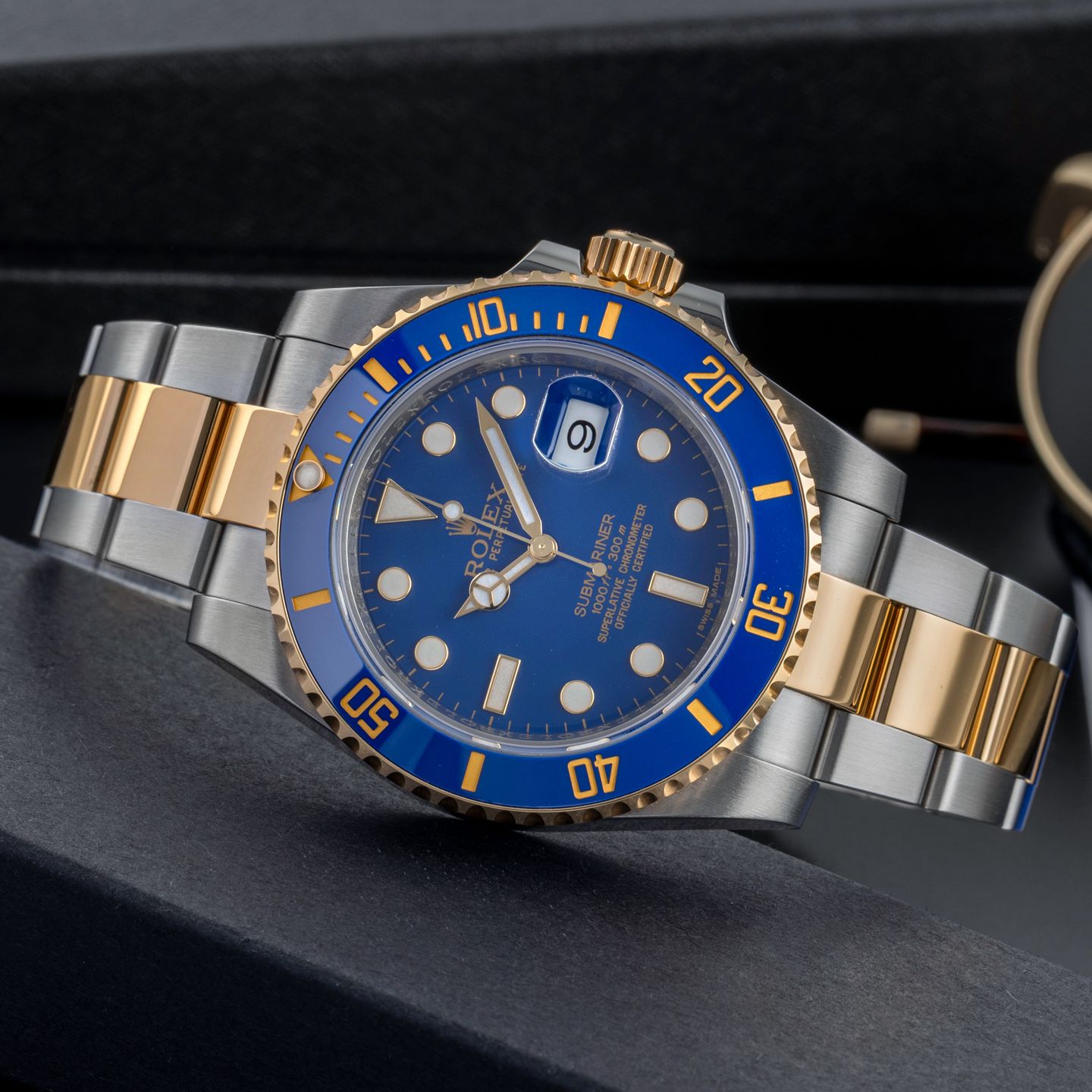 Rolex Submariner Date 116613LB (Onbekend (willekeurig serienummer)) - Blauw wijzerplaat 40mm Goud/Staal (2/8)