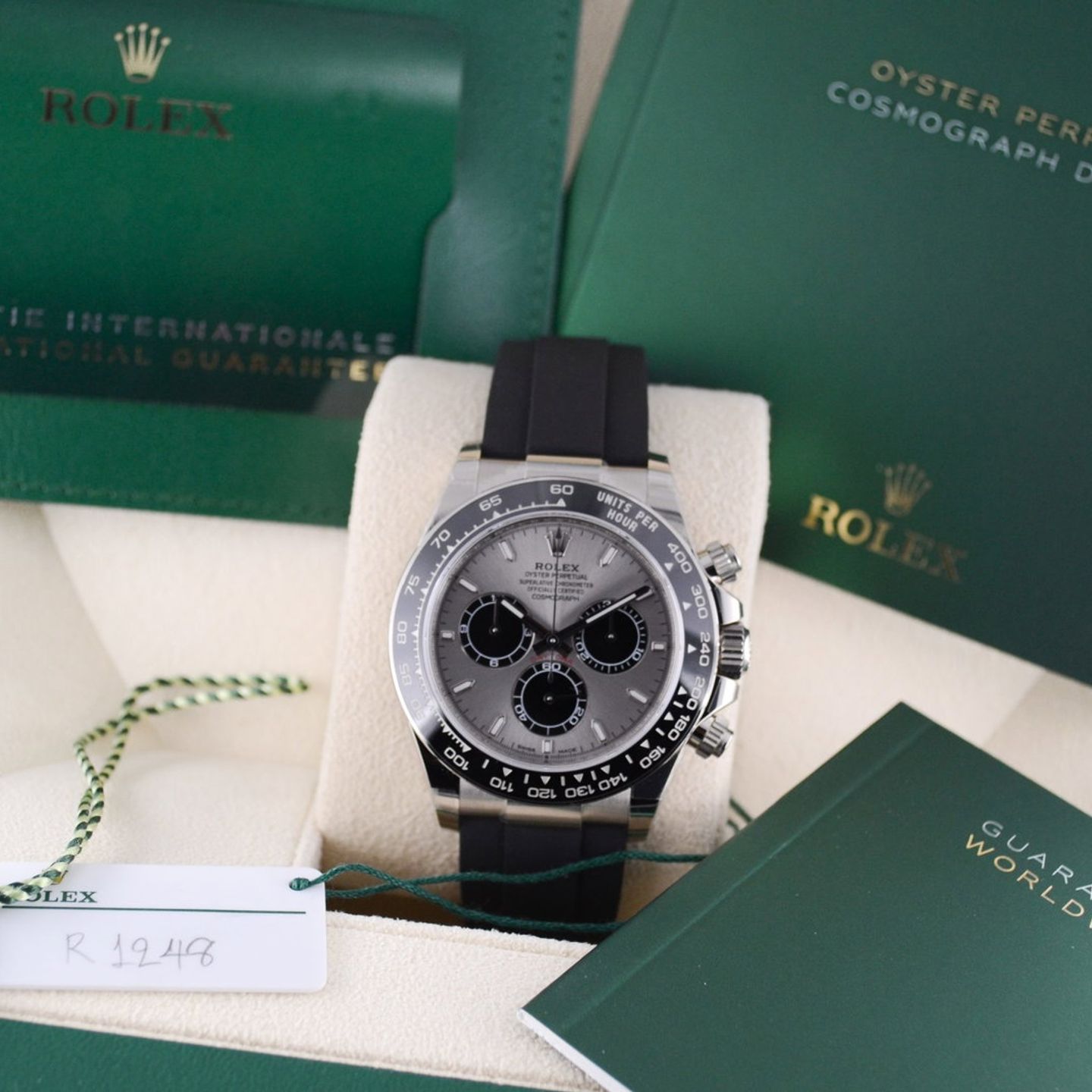 Rolex Daytona 126519LN - (7/7)