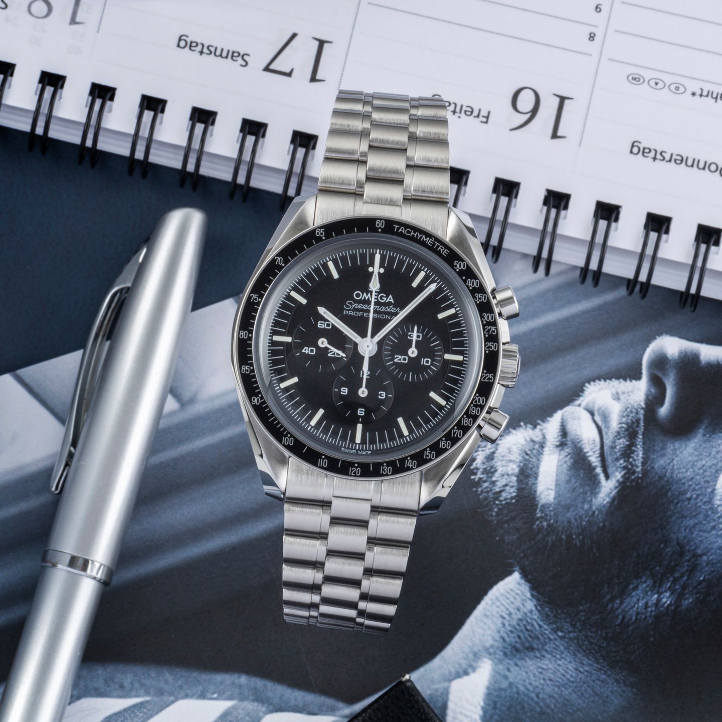 Omega Speedmaster Professional Moonwatch 310.30.42.50.01.001 (Unknown (random serial)) - Black dial 42 mm Steel case (1/8)