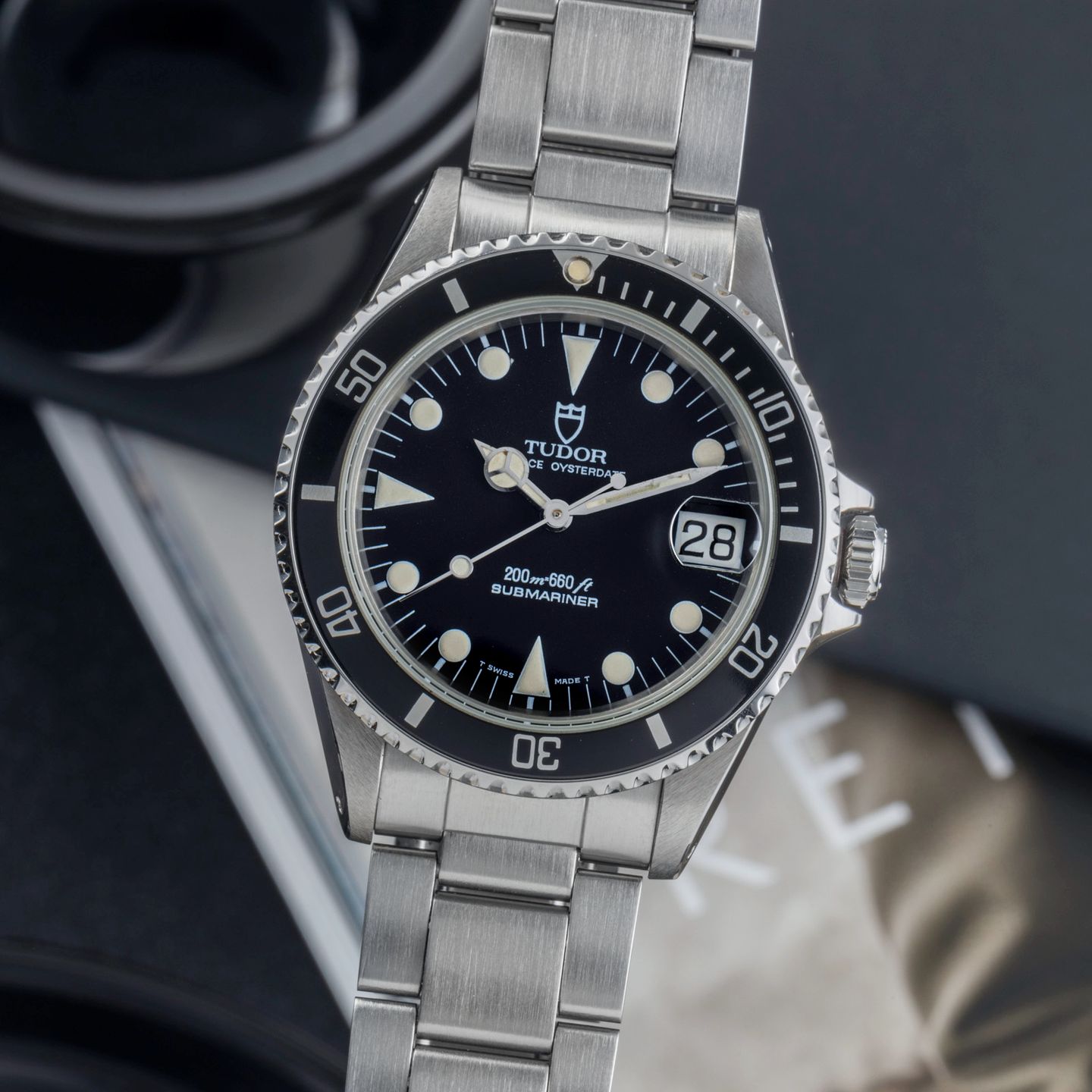 Tudor Submariner 75090 (1992) - 36 mm Steel case (3/8)