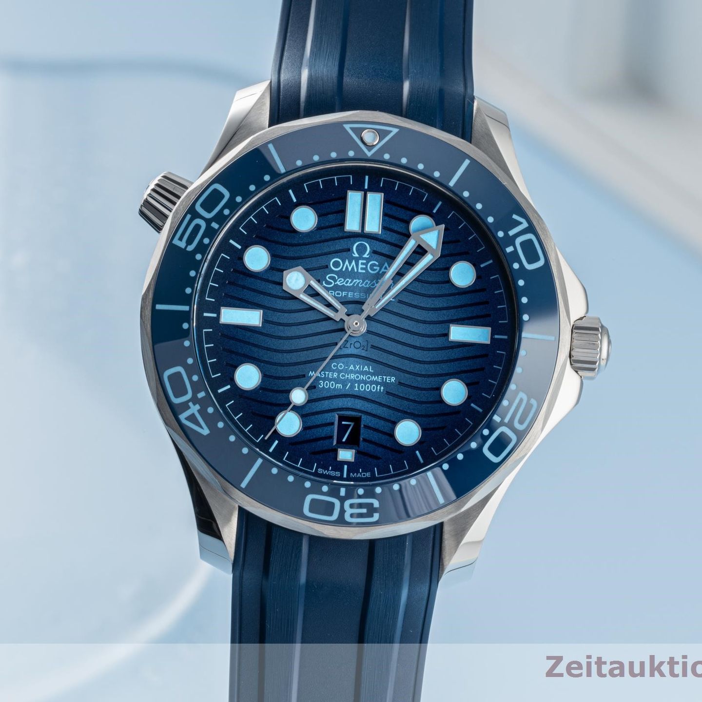 Omega Seamaster Diver 300 M 210.32.42.20.03.002 (Unknown (random serial)) - Blue dial 42 mm Steel case (3/8)