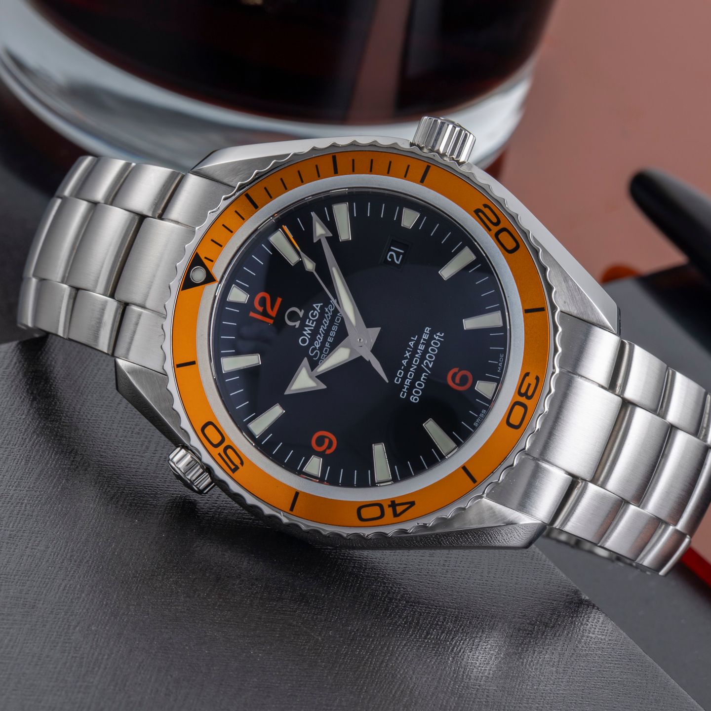 Omega Seamaster Planet Ocean 2908.50.38 (Onbekend (willekeurig serienummer)) - Zwart wijzerplaat 46mm Staal (2/8)