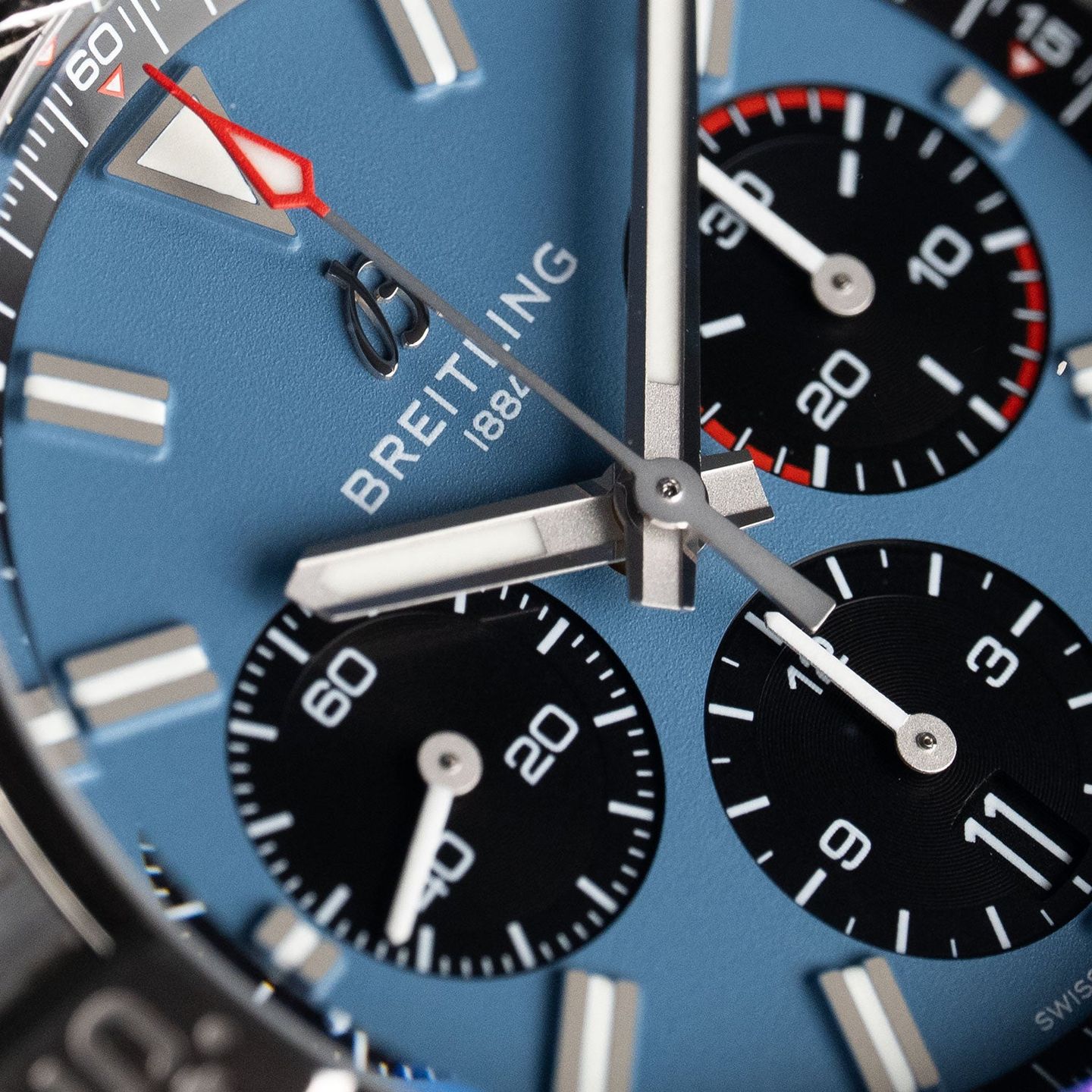Breitling Super Avenger EB0148101C1X1 - (3/8)