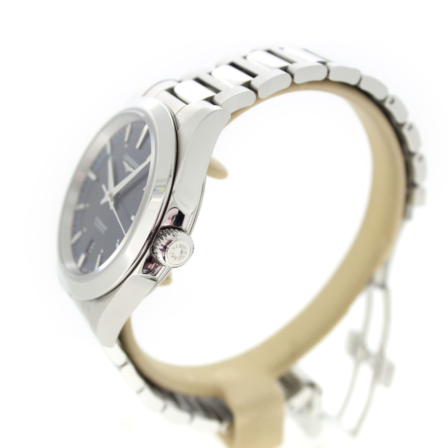 Longines Conquest L37204926 (2025) - Blue dial 38 mm Steel case (6/7)