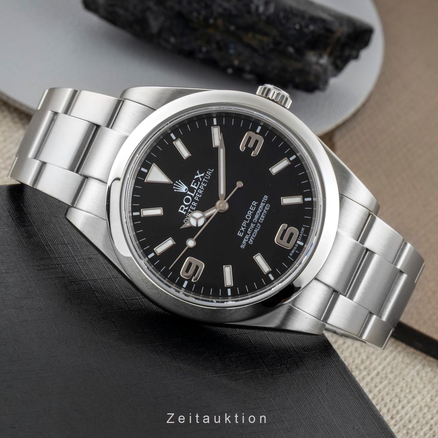 Rolex Explorer 214270 - (2/8)