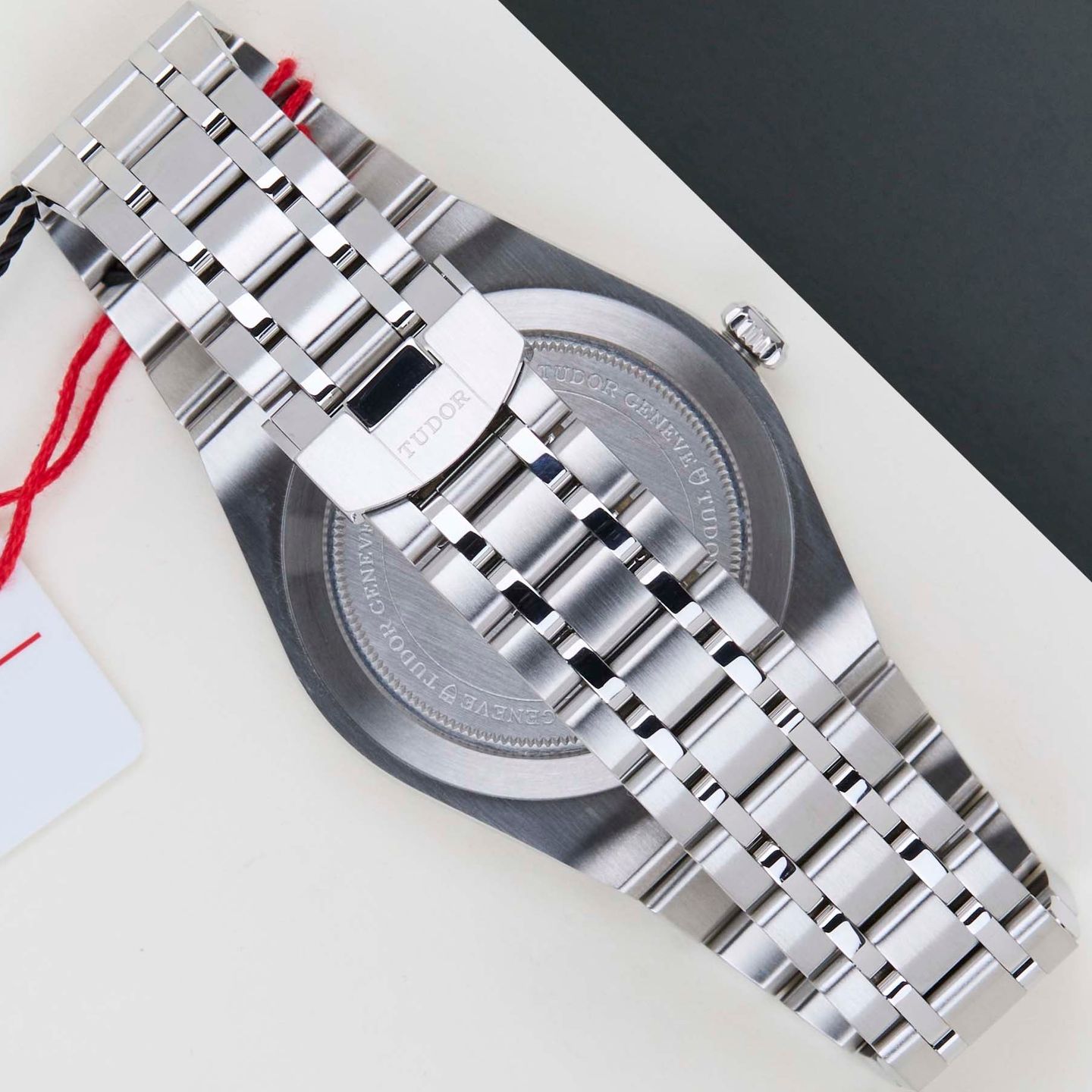 Tudor Royal 28600 - (6/8)