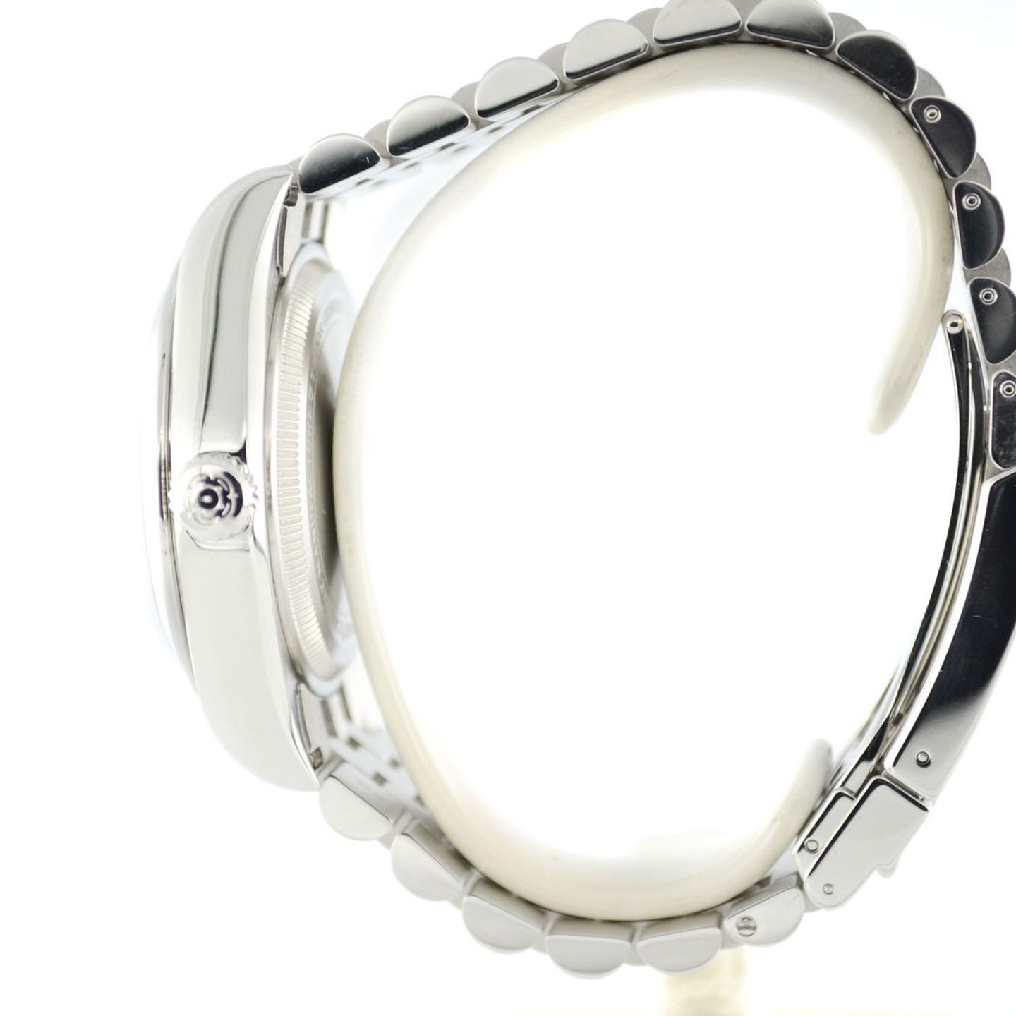 Tudor Black Bay 79660 (2024) - Blue dial 39 mm Steel case (3/7)