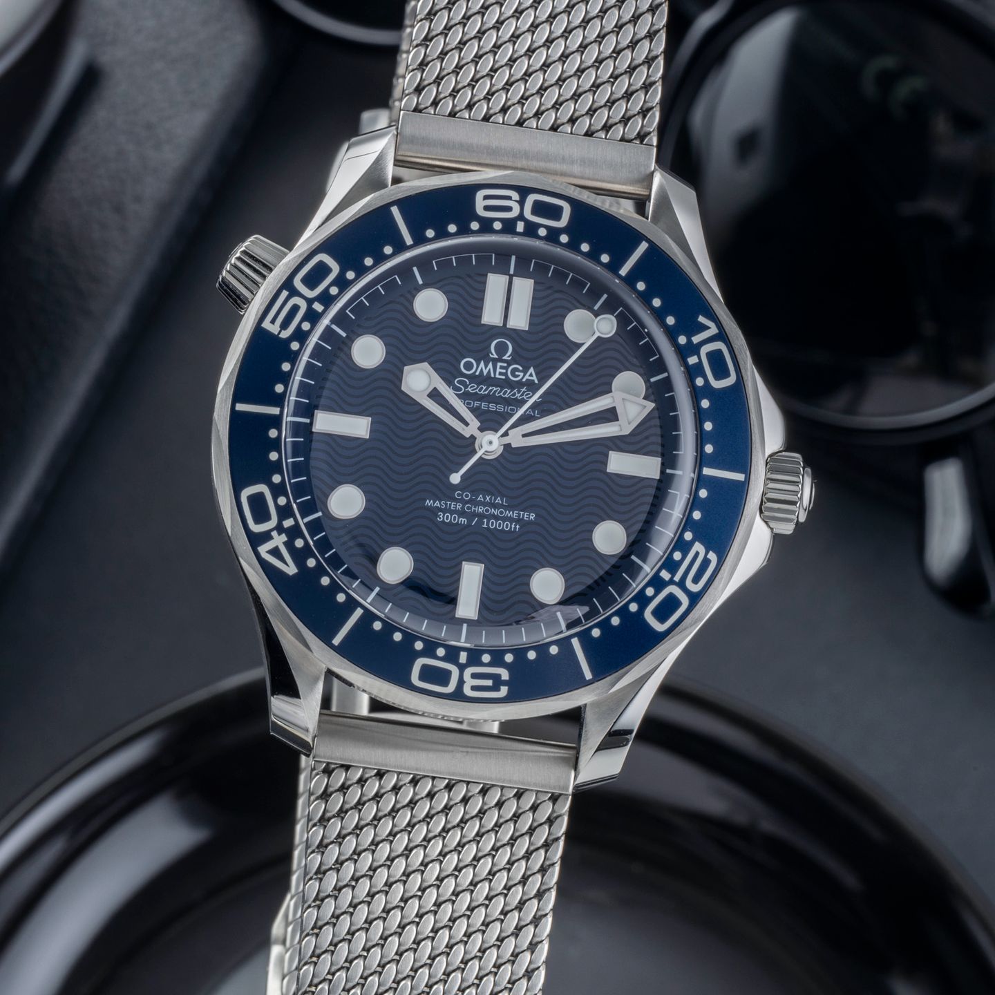 Omega Seamaster Diver 300 M 210.30.42.20.03.002 (Onbekend (willekeurig serienummer)) - Blauw wijzerplaat 42mm Staal (3/8)