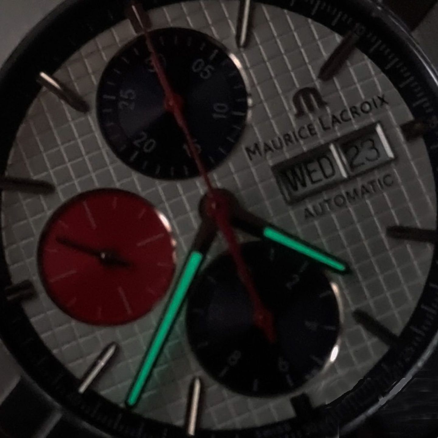 Maurice Lacroix Aikon AI6038-SS001-133-4 (2025) - Zilver wijzerplaat 44mm Staal (5/8)