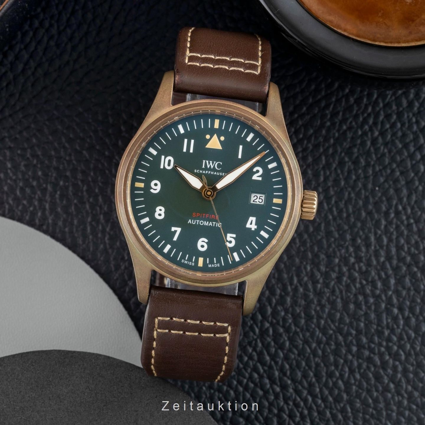 IWC Pilot IW326802 - (3/8)