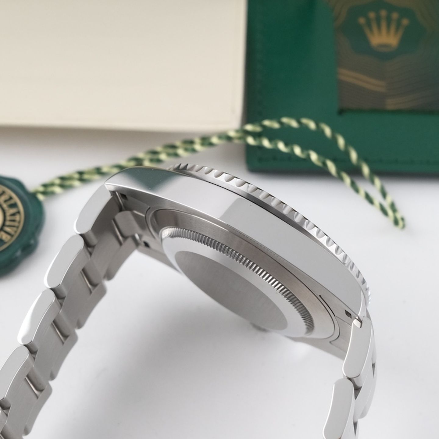 Rolex Submariner No Date 124060 - (5/8)