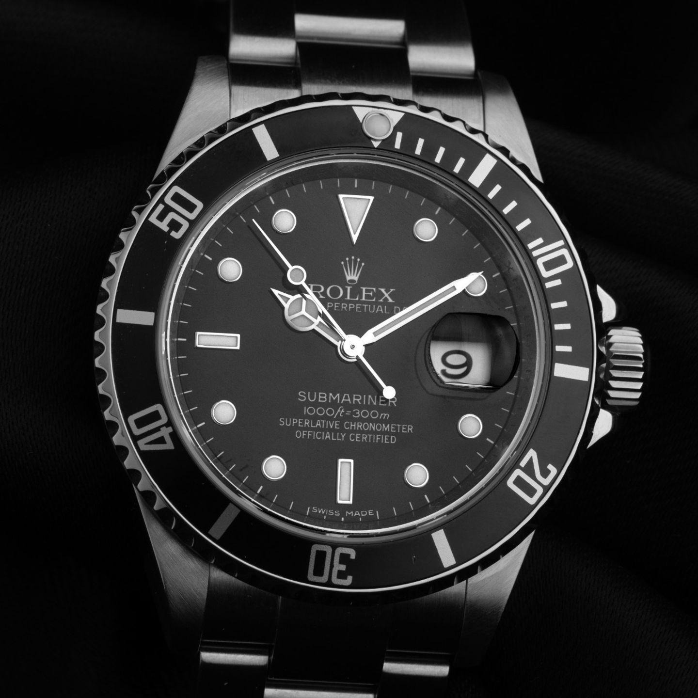 Rolex Submariner Date 16610 (2007) - Black dial 40 mm Steel case (3/8)