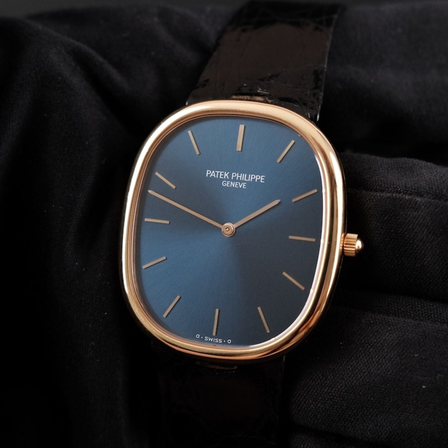 Patek Philippe Golden Ellipse 3738/100 - (3/8)