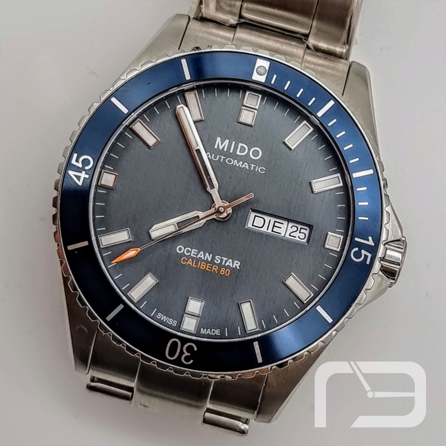 Mido Ocean Star M026.430.11.081.00 (2024) - Blue dial 43 mm Steel case (1/8)