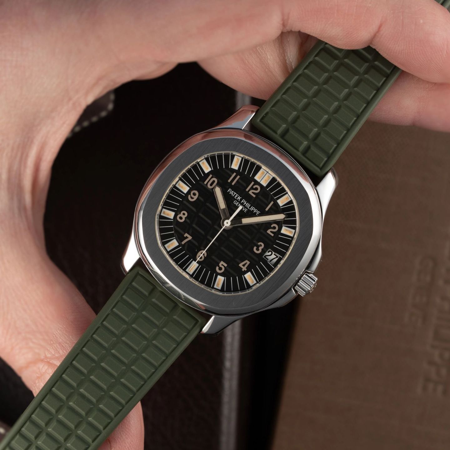 Patek Philippe Aquanaut 5065 (2001) - Black dial 39 mm Steel case (4/8)