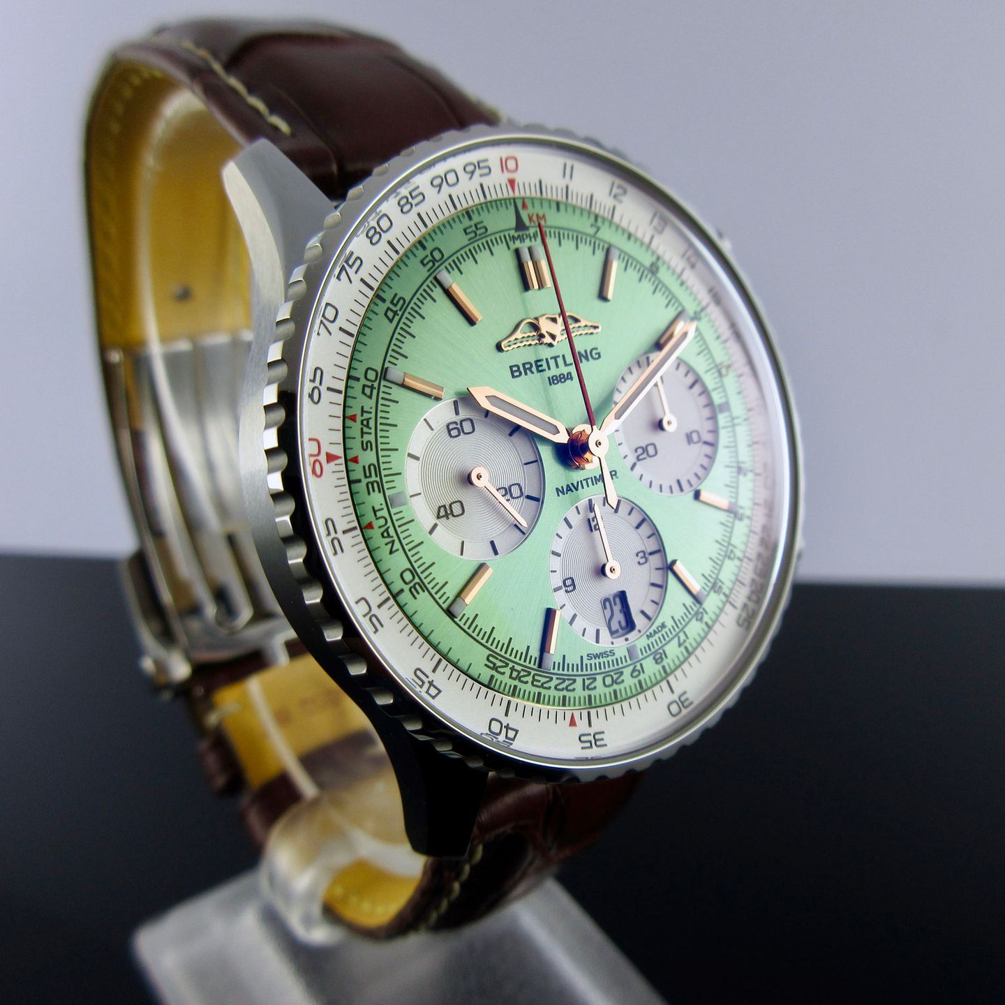 Breitling Navitimer AB0139211L1P1 (2024) - Groen wijzerplaat 41mm Staal (5/8)