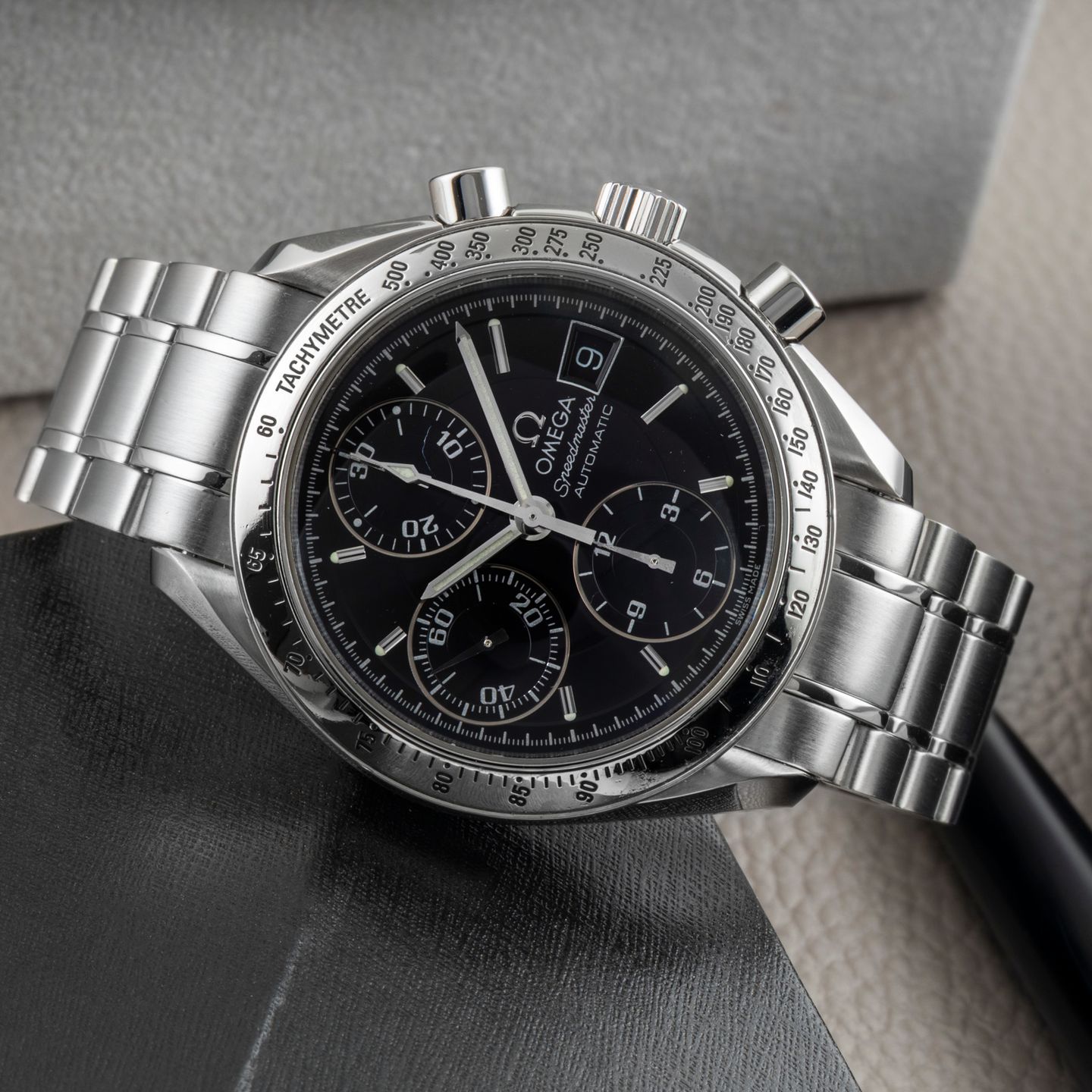 Omega Speedmaster Date 3513.50.00 (1999) - Zwart wijzerplaat 39mm Staal (2/8)