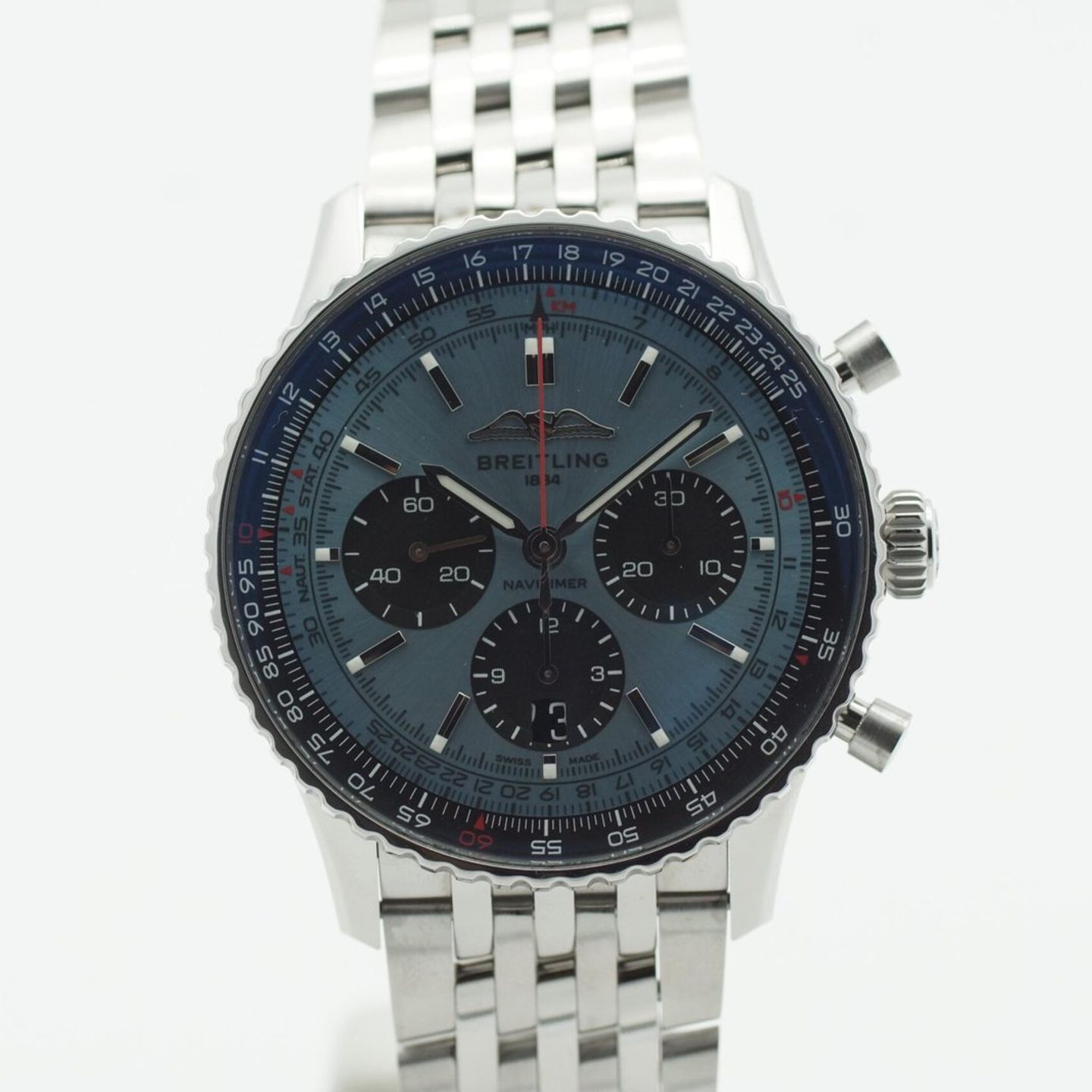 Breitling Navitimer 1 B01 Chronograph AB0138 (2025) - Zwart wijzerplaat 43mm Staal (2/8)