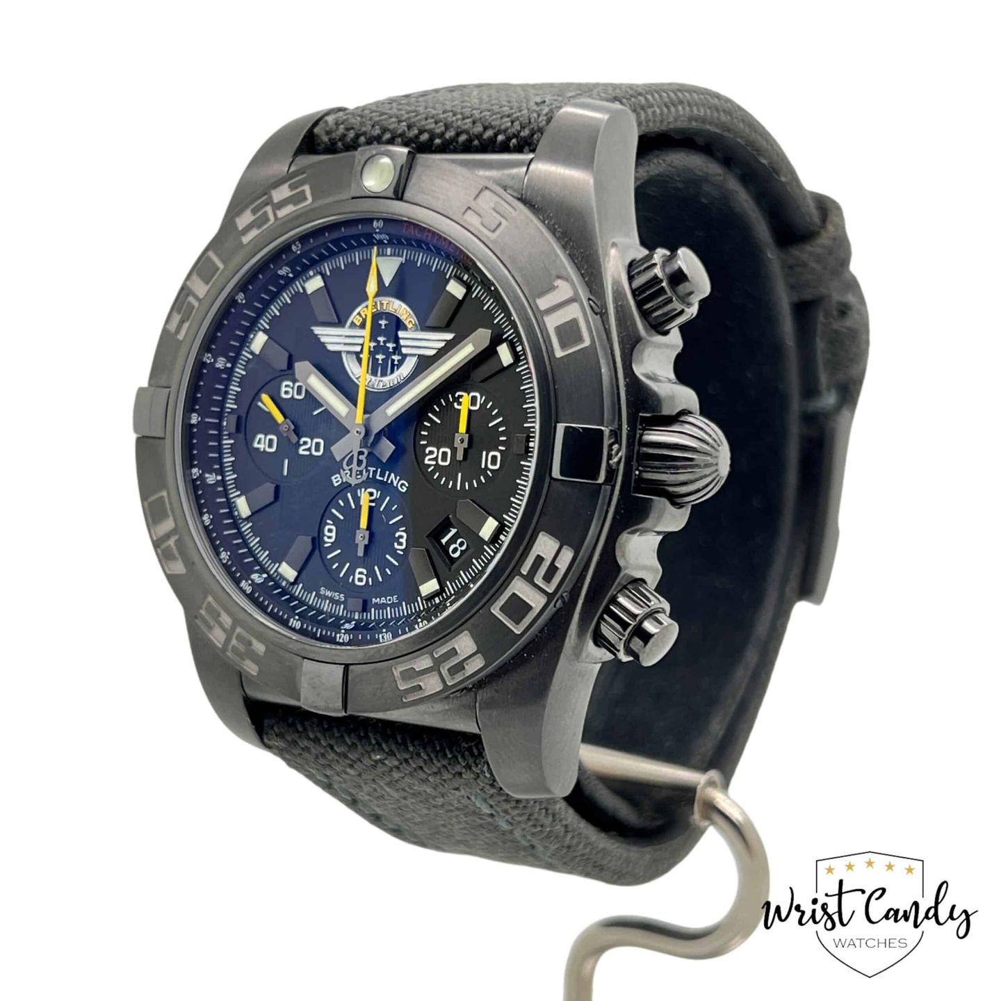 Breitling Chronomat 44 Blacksteel MB01109L.BD48.109W (2023) - Zwart wijzerplaat 44mm Staal (2/8)