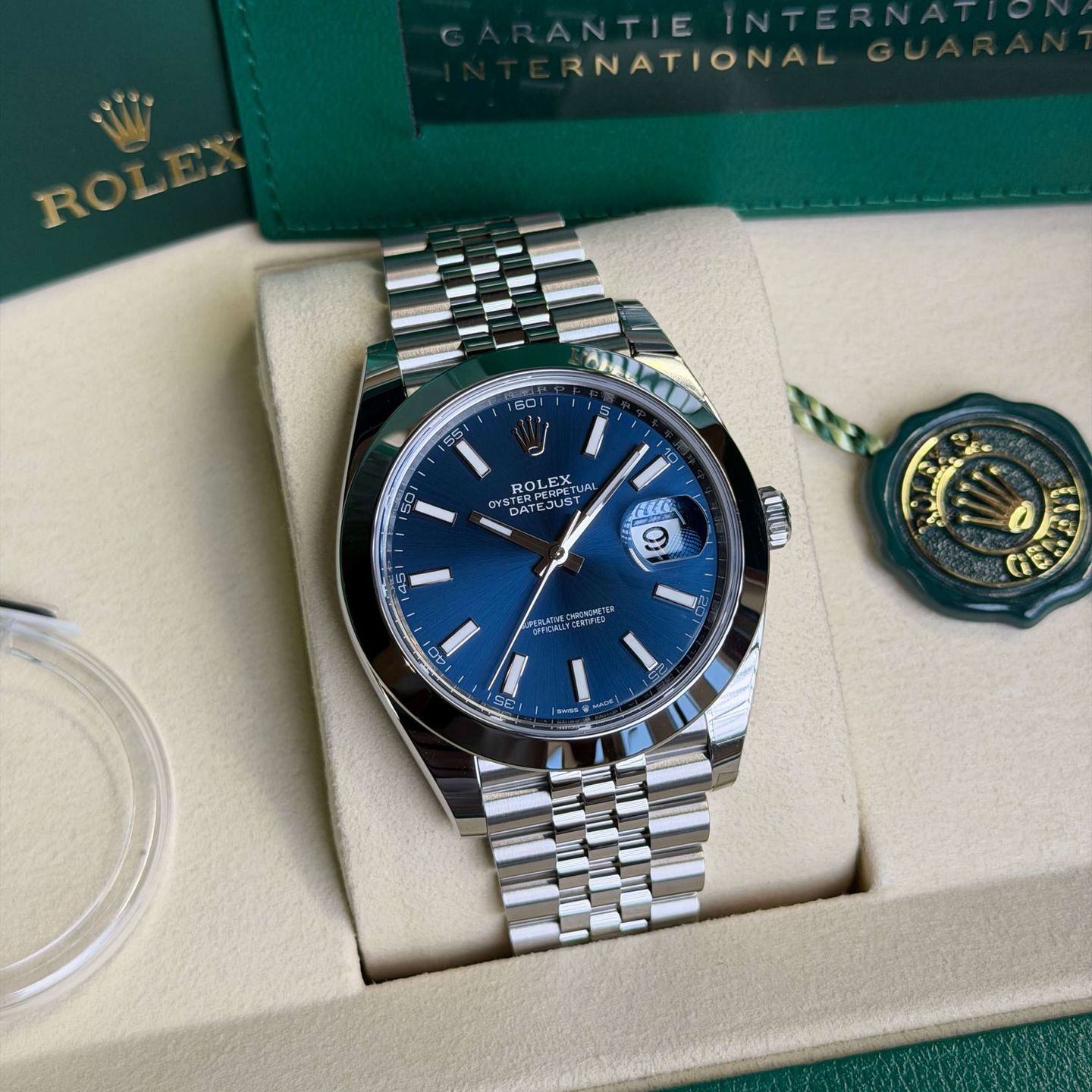 Rolex Datejust 41 126300 (2025) - Blue dial 41 mm Steel case (3/7)