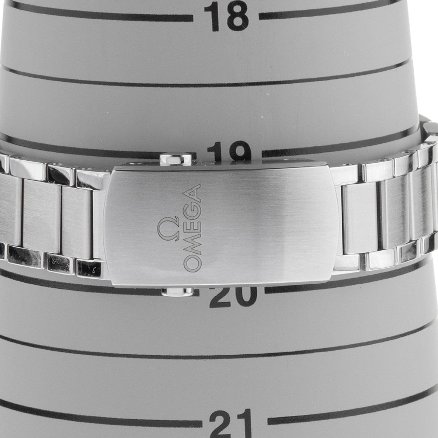 Omega Seamaster 300 234.30.41.21.01.001 - (8/8)