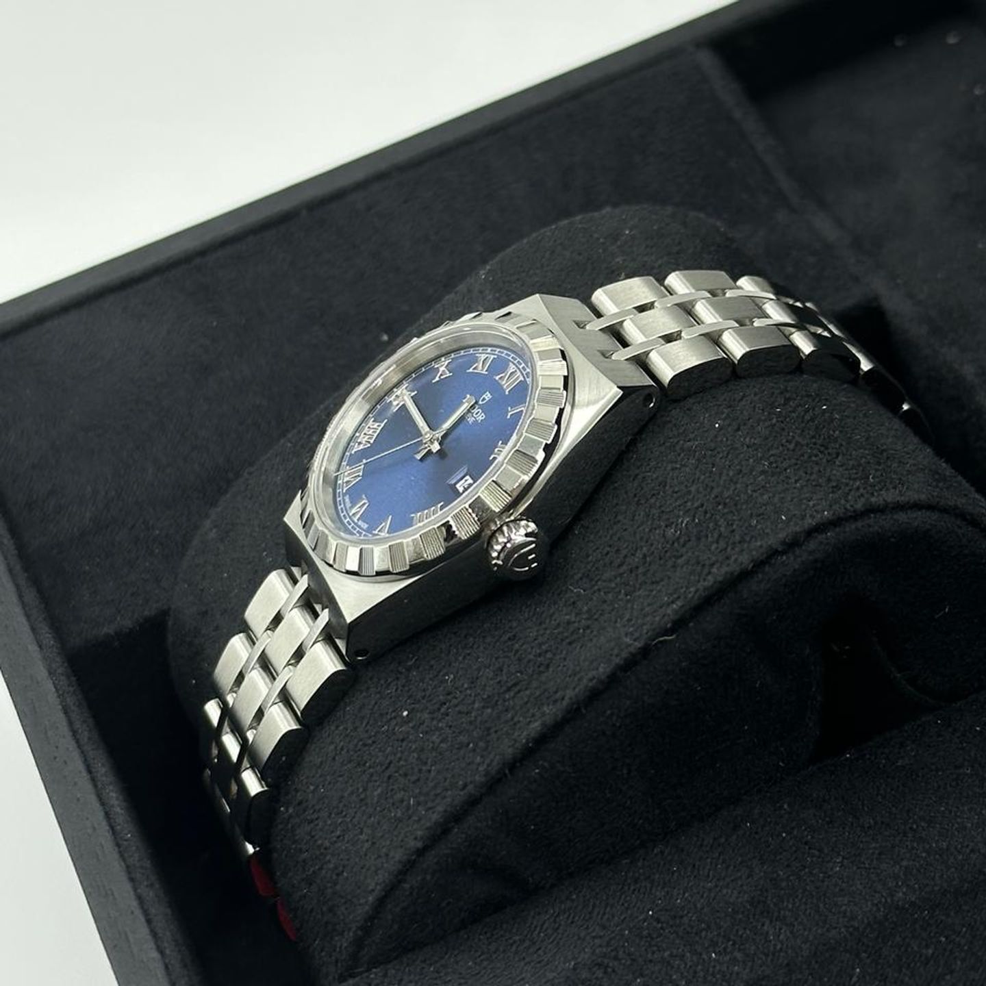 Tudor Royal 28300 - (5/10)