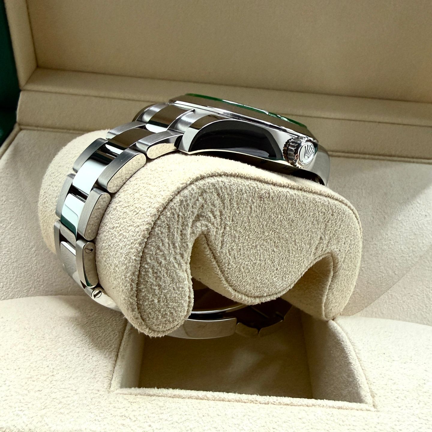 Rolex Milgauss 116400GV - (3/7)