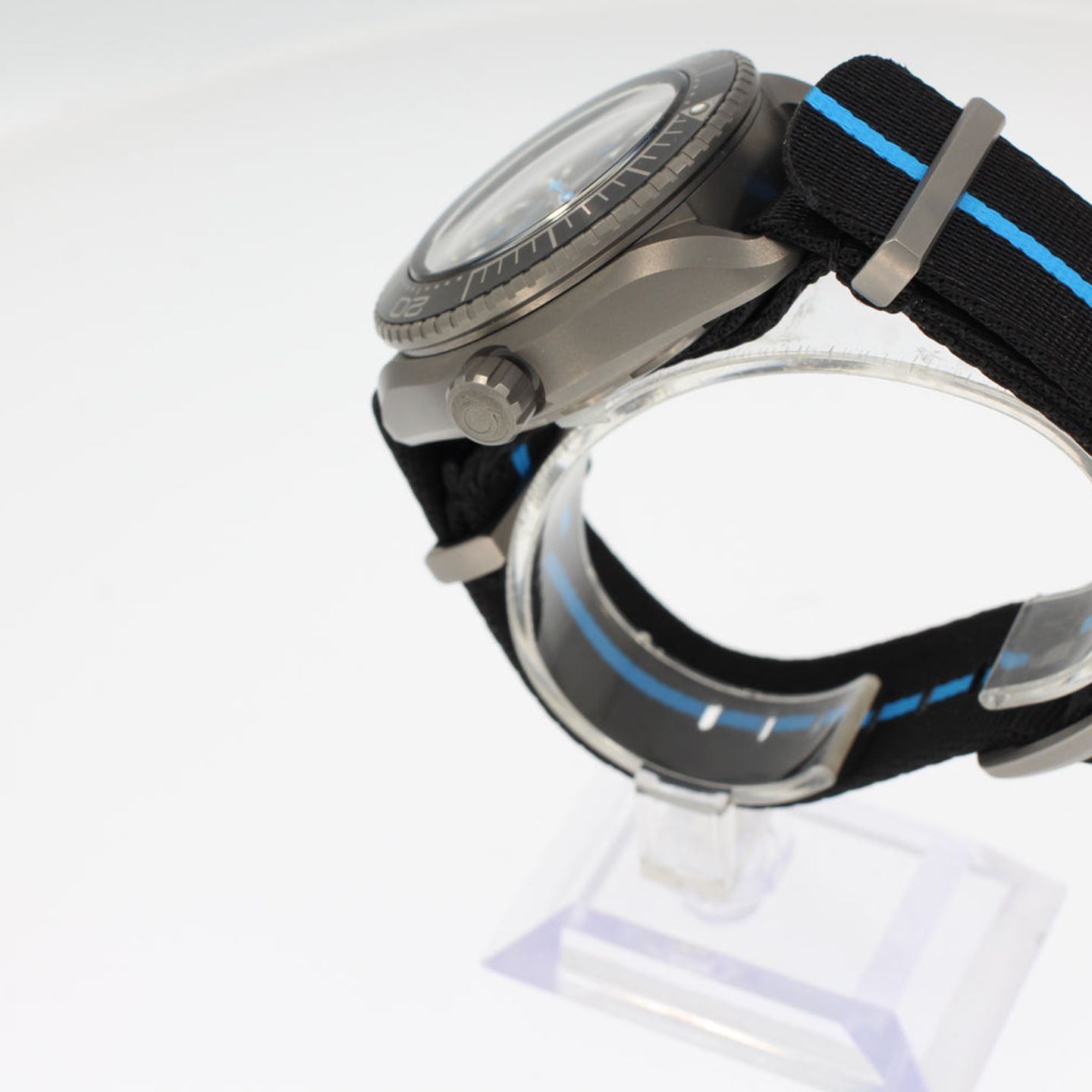 Omega Seamaster Planet Ocean 215.92.46.21.01.001 - (4/5)