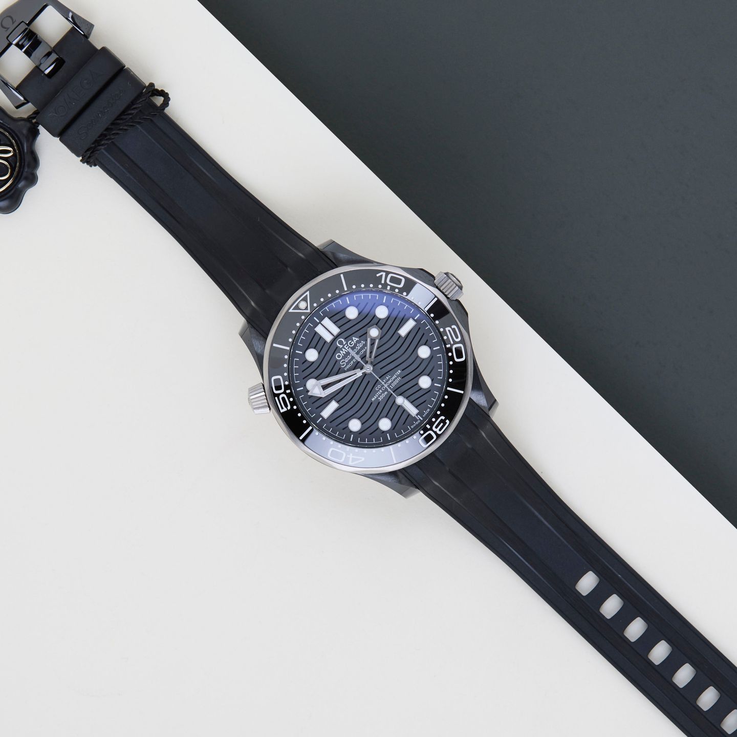 Omega Seamaster Diver 300 M 210.92.44.20.01.001 - (2/8)