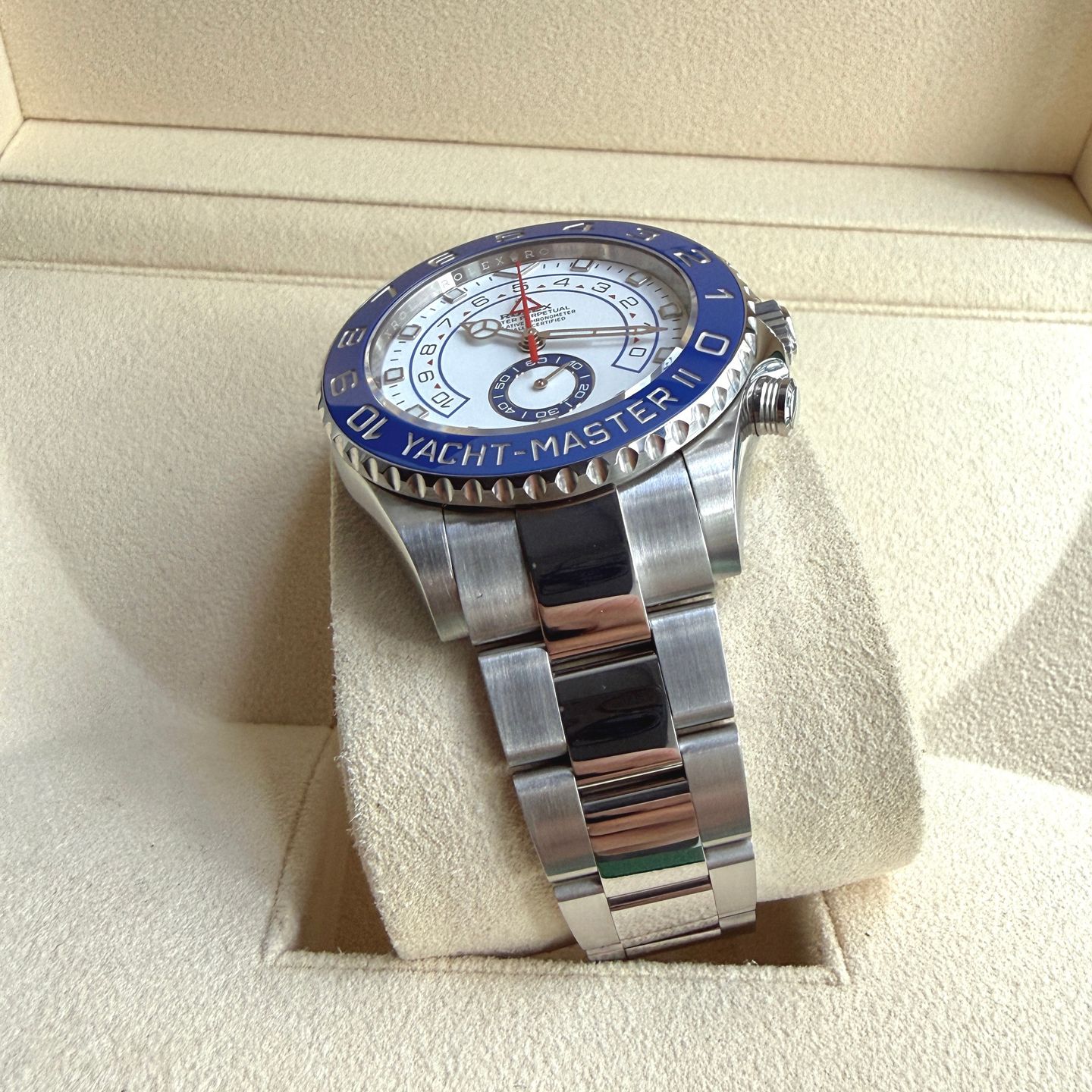 Rolex Yacht-Master II 116680 (2022) - Wit wijzerplaat 44mm Staal (3/7)