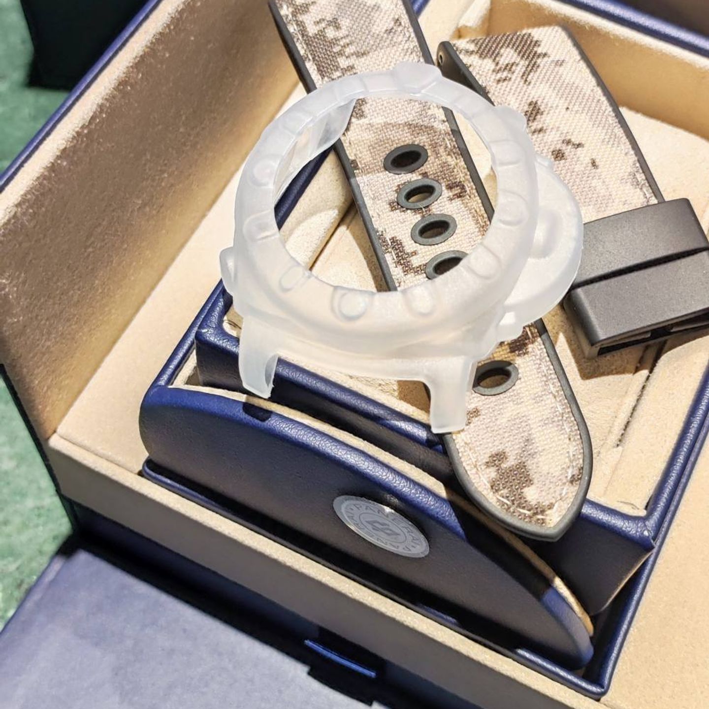 Panerai Submersible PAM01669 - (6/6)