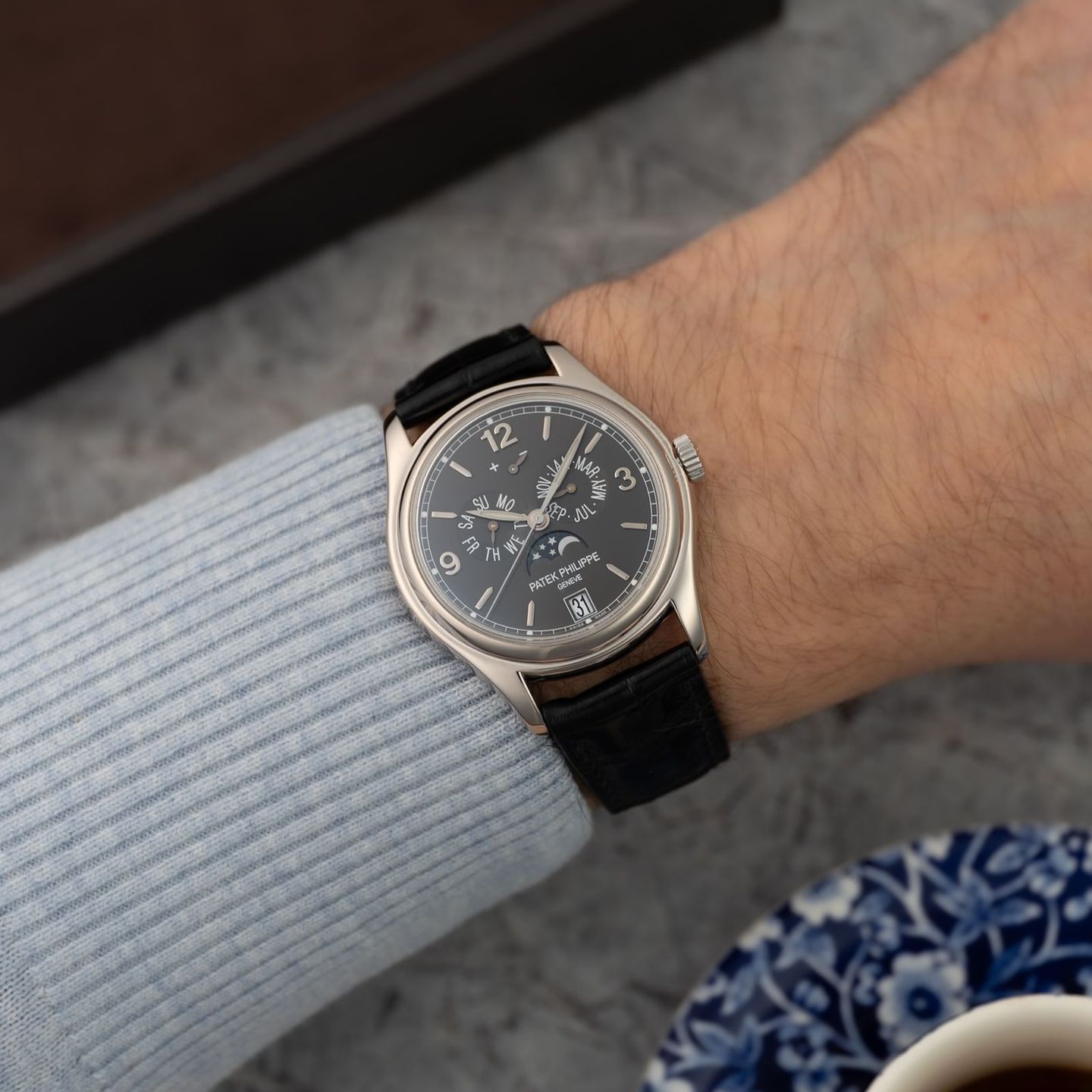 Patek Philippe Annual Calendar 5146G - (2/8)