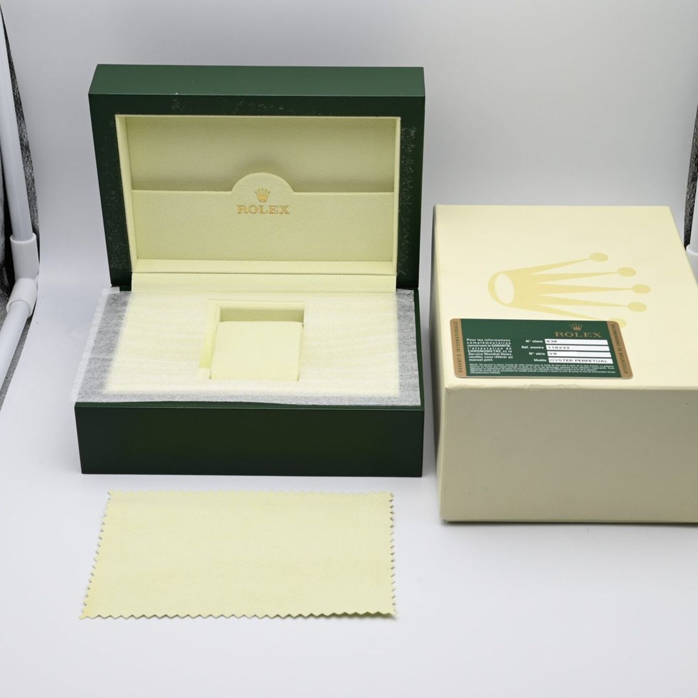 Rolex Datejust 36 116233 (2010) - 36 mm Gold/Steel case (2/7)