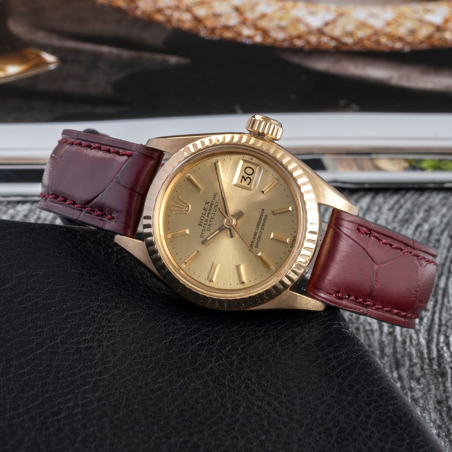 Rolex Datejust 6904 (1973) - 26mm Geelgoud (2/8)