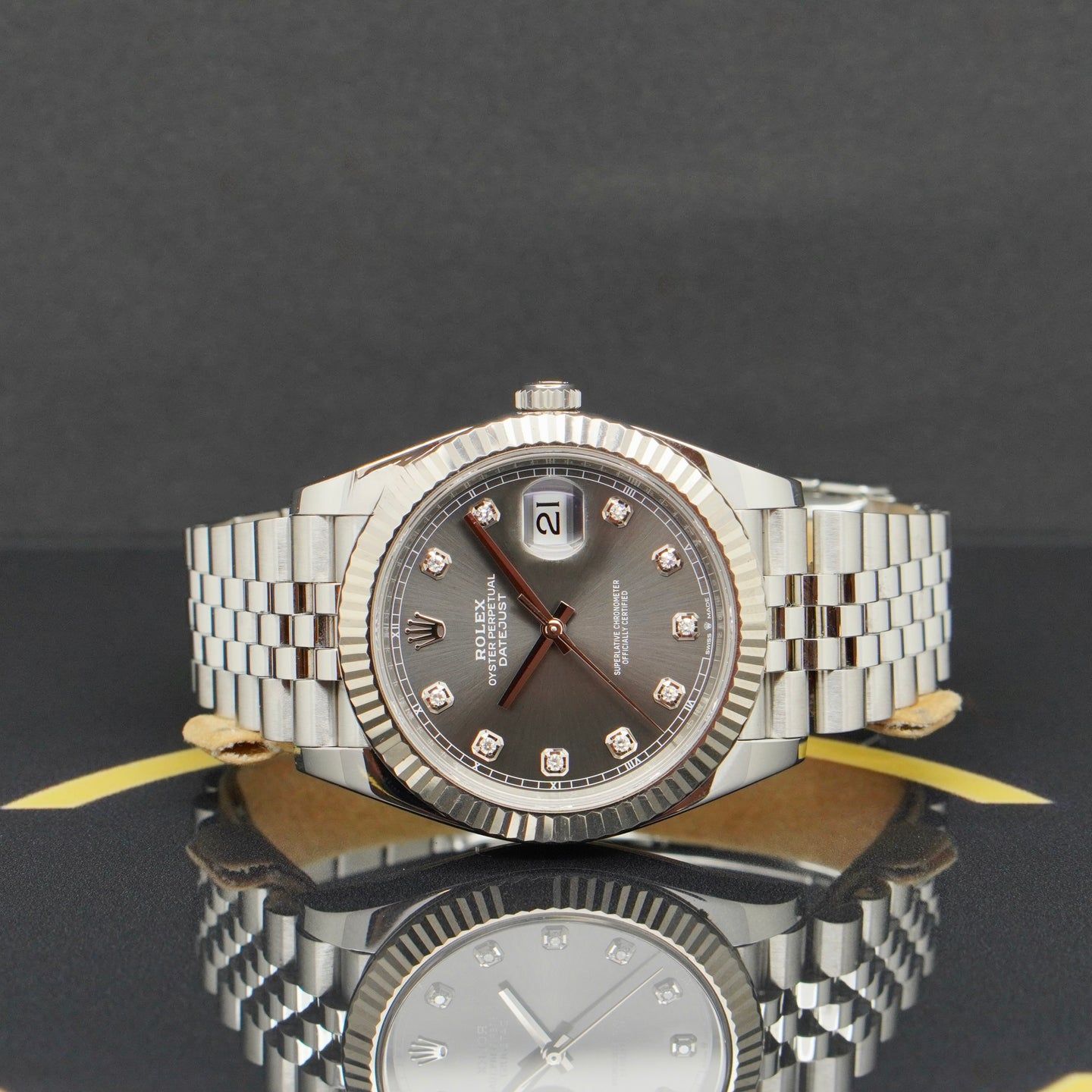 Rolex Datejust 41 126334 (2020) - Grijs wijzerplaat 41mm Staal (4/7)