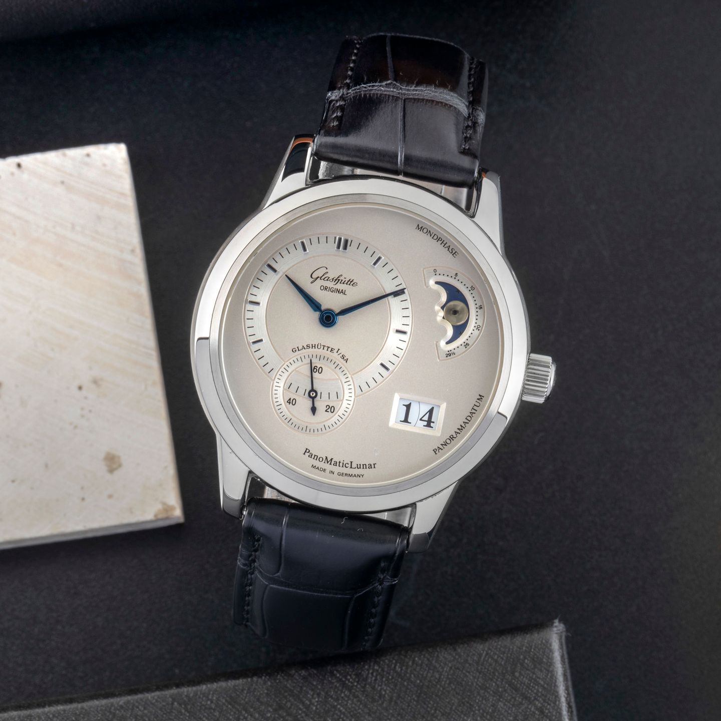 Glashütte Original PanoMaticLunar 1-90-02-02-02-04 - (1/8)