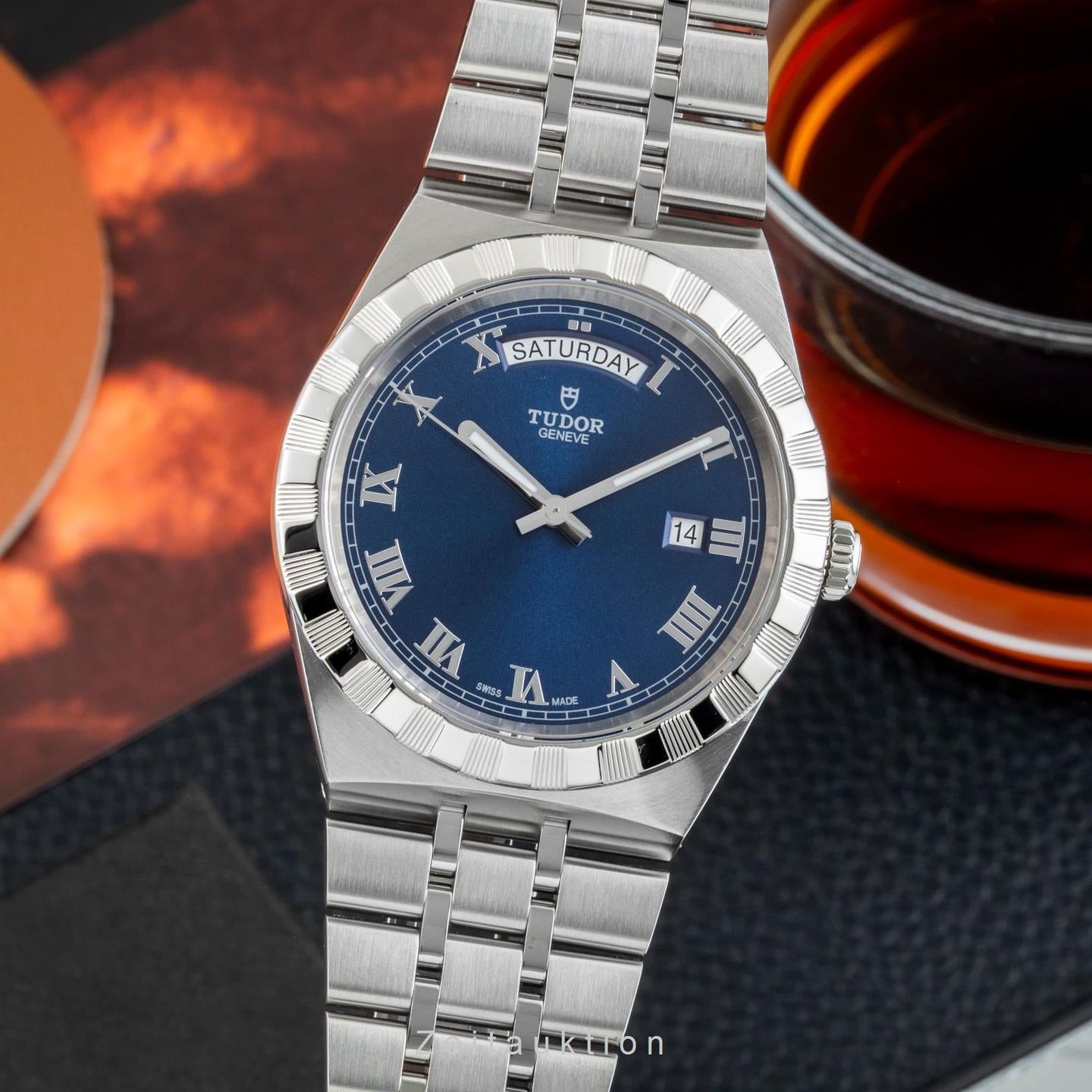Tudor Royal 28600 (Onbekend (willekeurig serienummer)) - Blauw wijzerplaat 41mm Staal (1/8)