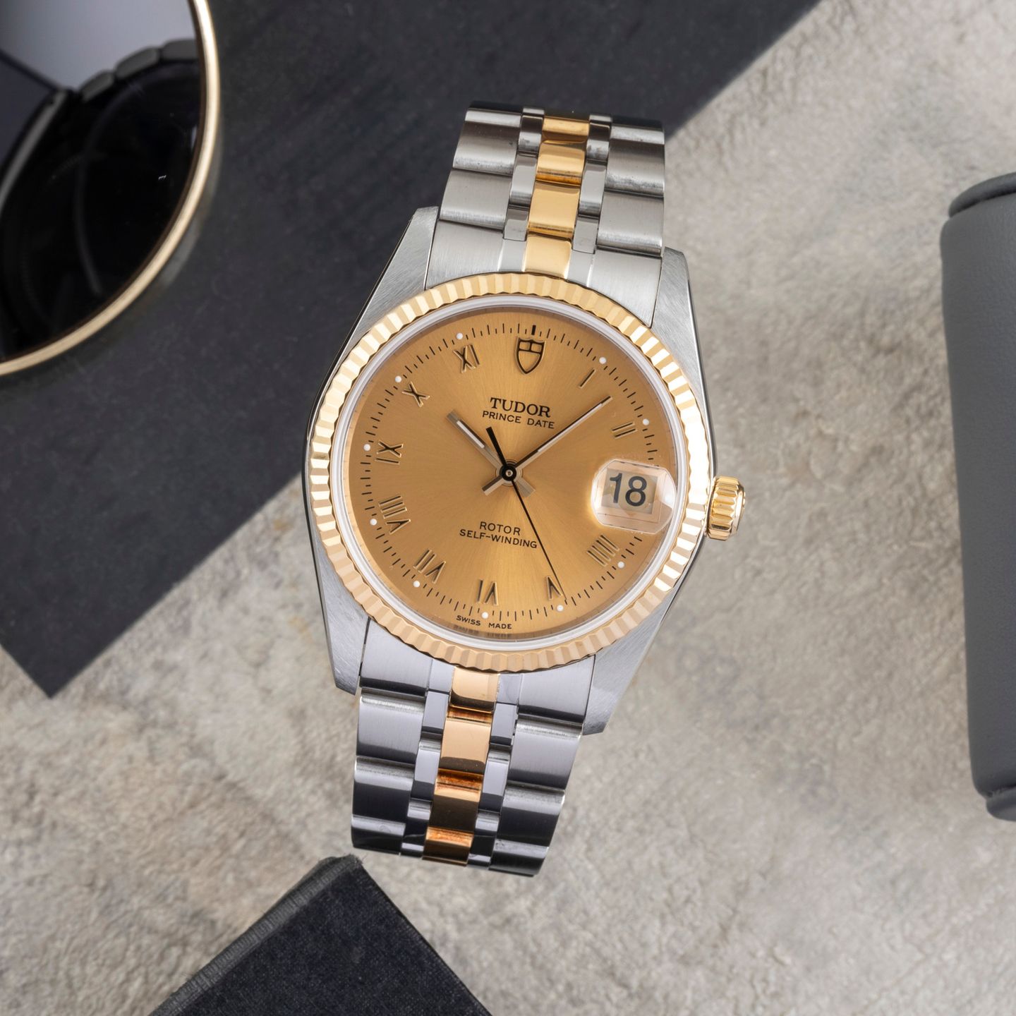 Tudor Prince Date 74033 (Onbekend (willekeurig serienummer)) - 34mm Goud/Staal (1/8)