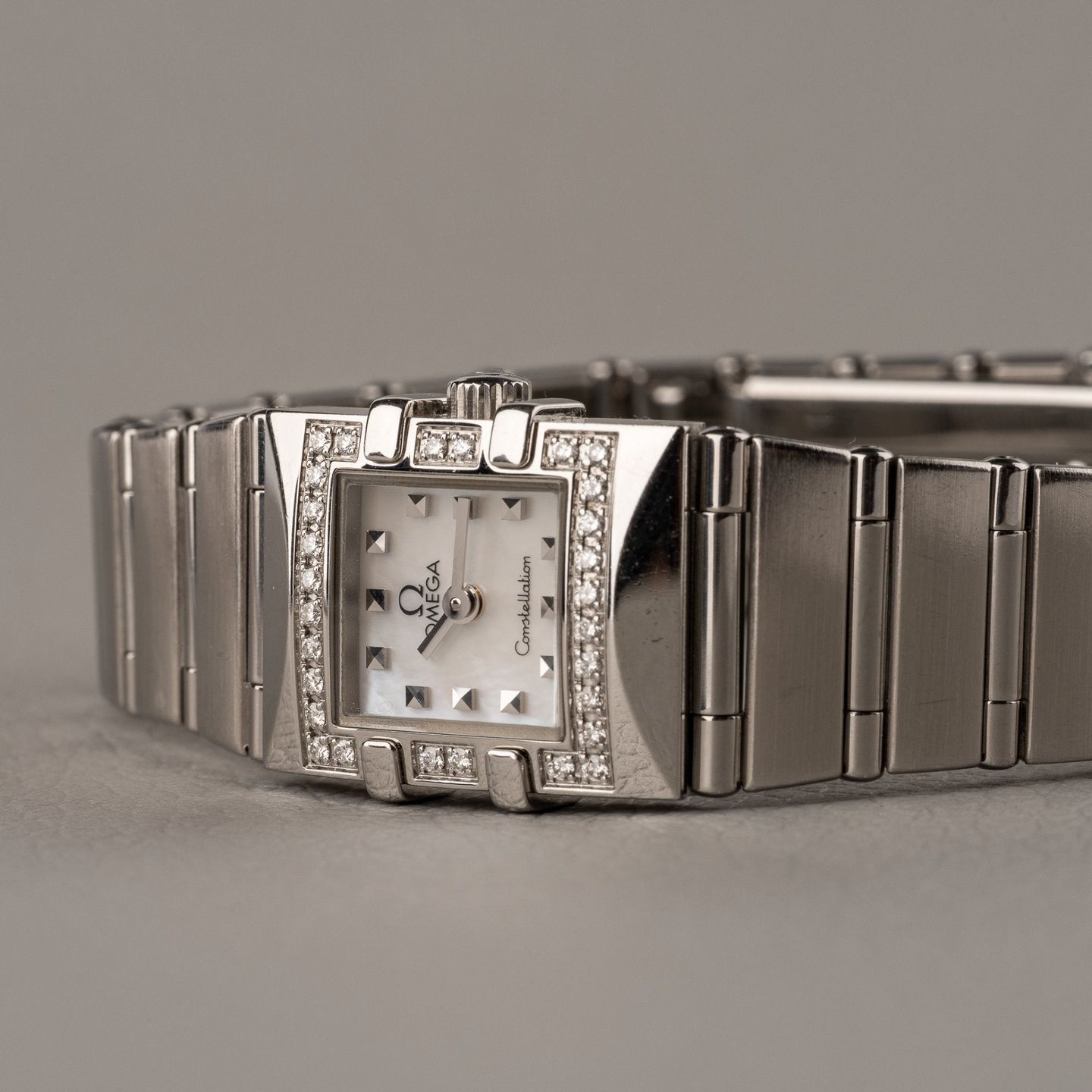 Omega Constellation 1537.71 - (2/8)