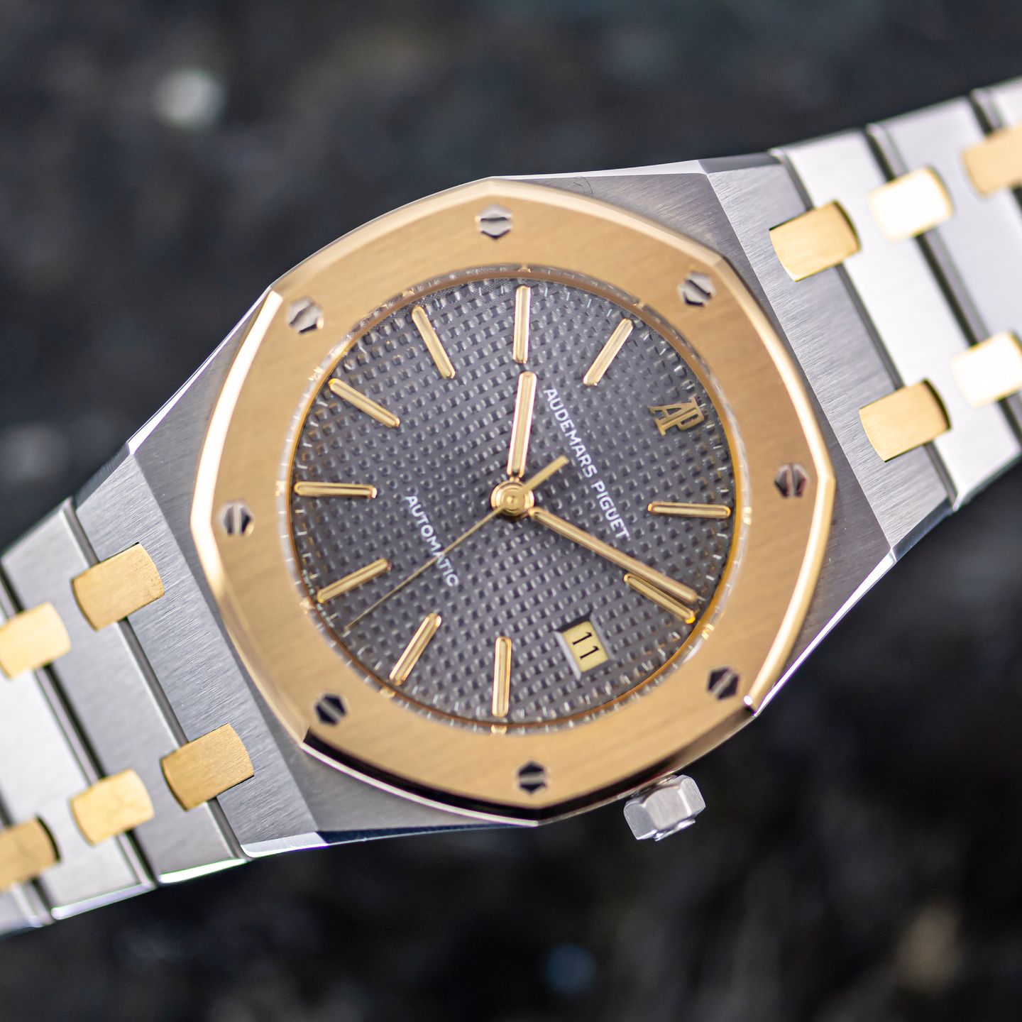 Audemars Piguet Royal Oak 14486SA.OO.0477SA.01 (1994) - Grey dial 36 mm Gold/Steel case (1/8)