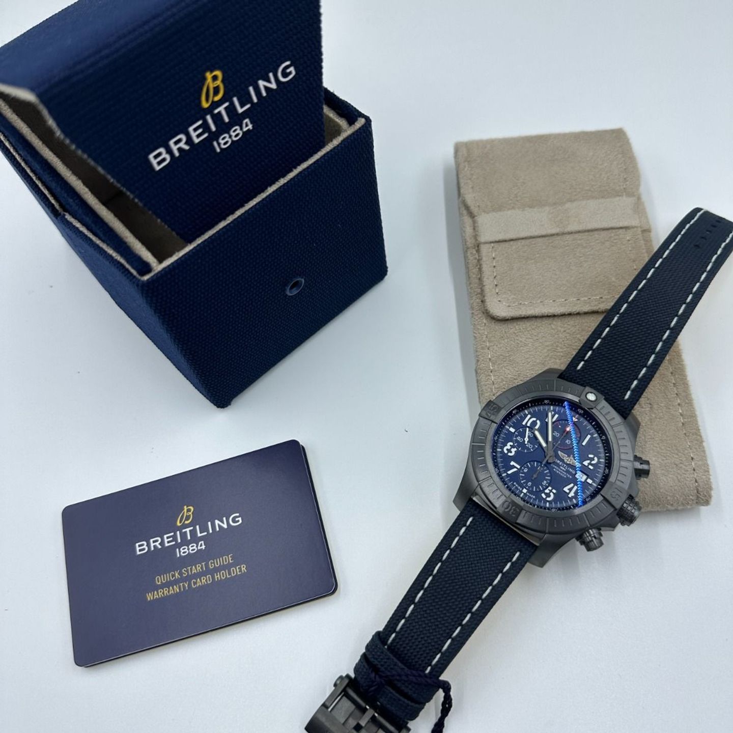 Breitling Avenger V13375101C1X2 (2024) - Blue dial 48 mm Titanium case (2/8)