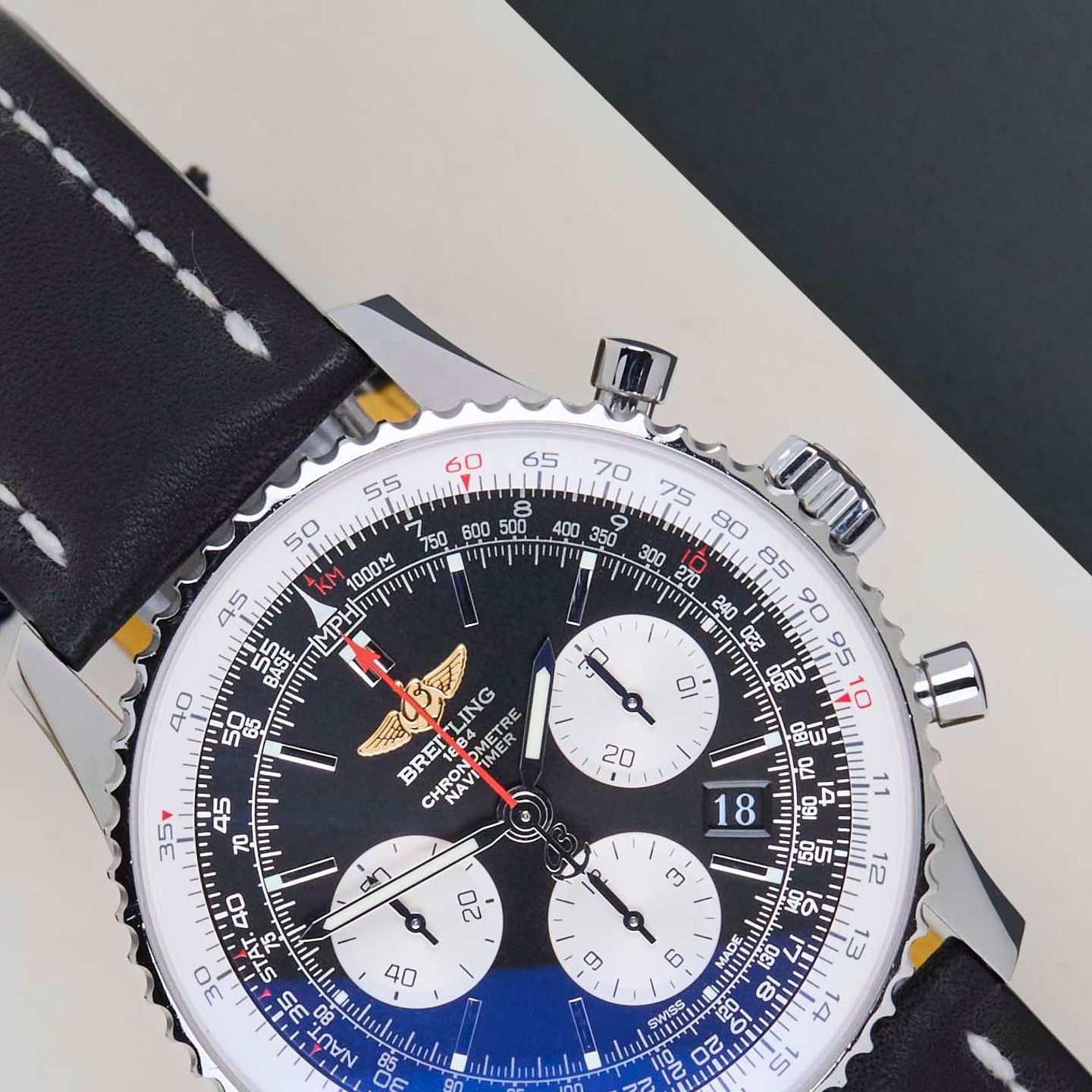 Breitling Navitimer 01 AB012012/BB01 (2017) - Zwart wijzerplaat 43mm Staal (3/8)