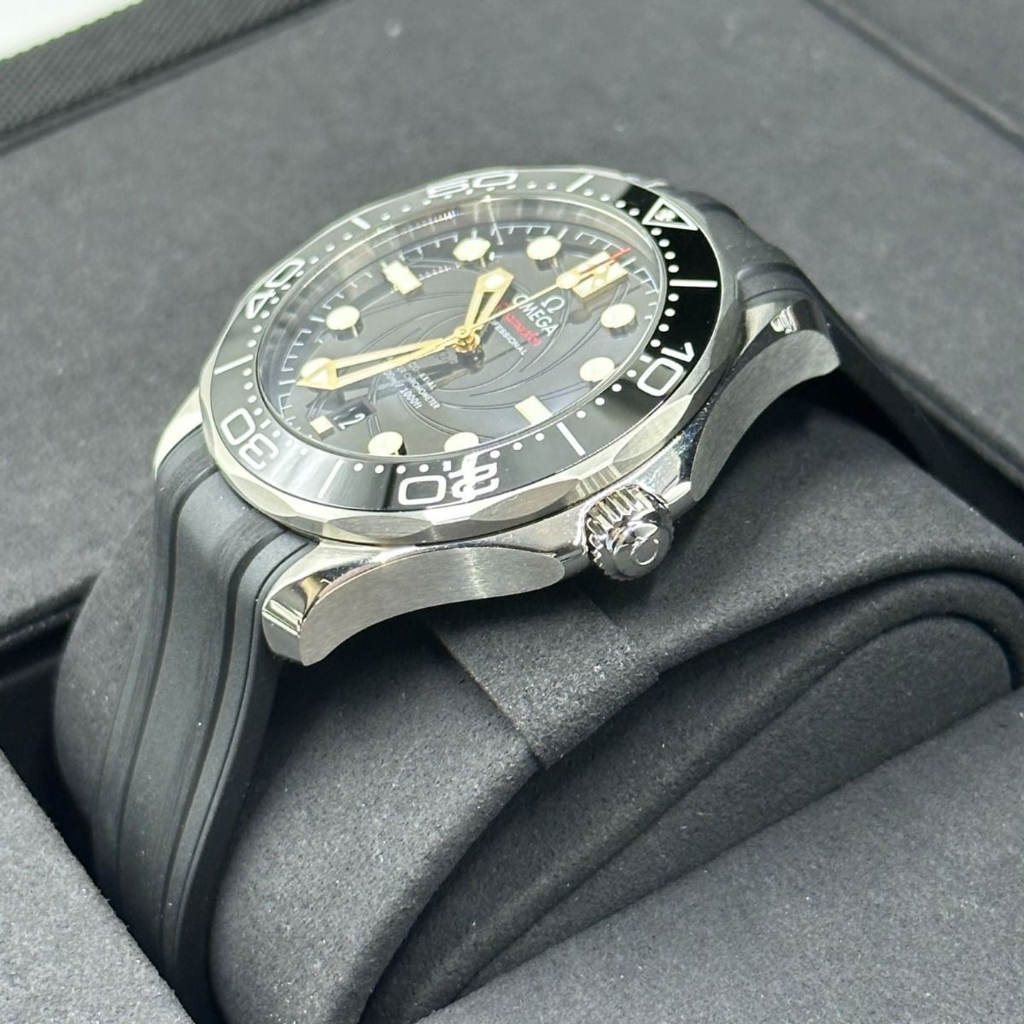 Omega Seamaster Diver 300 M 210.22.42.20.01.004 - (3/8)